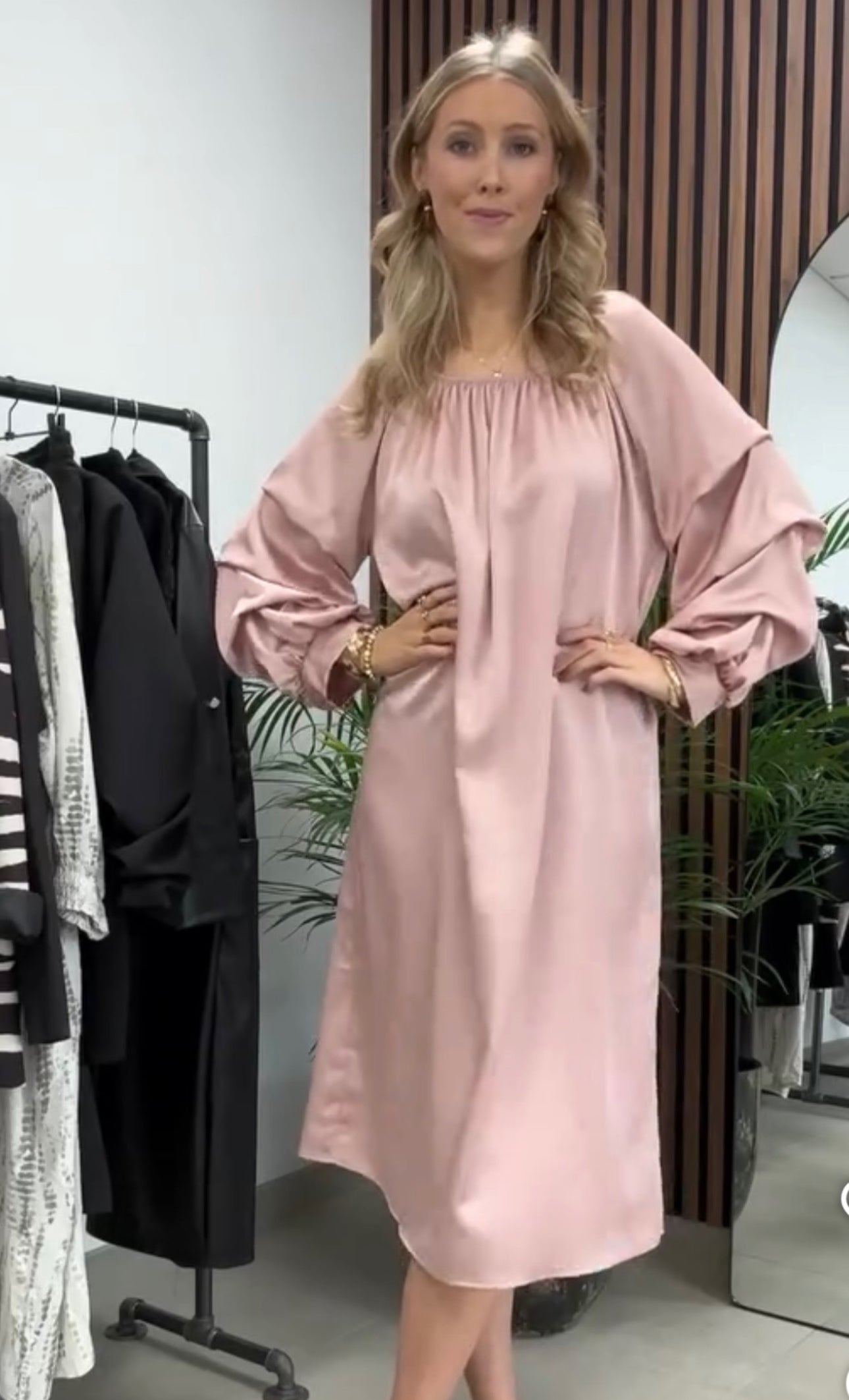 Raya klänning rosa