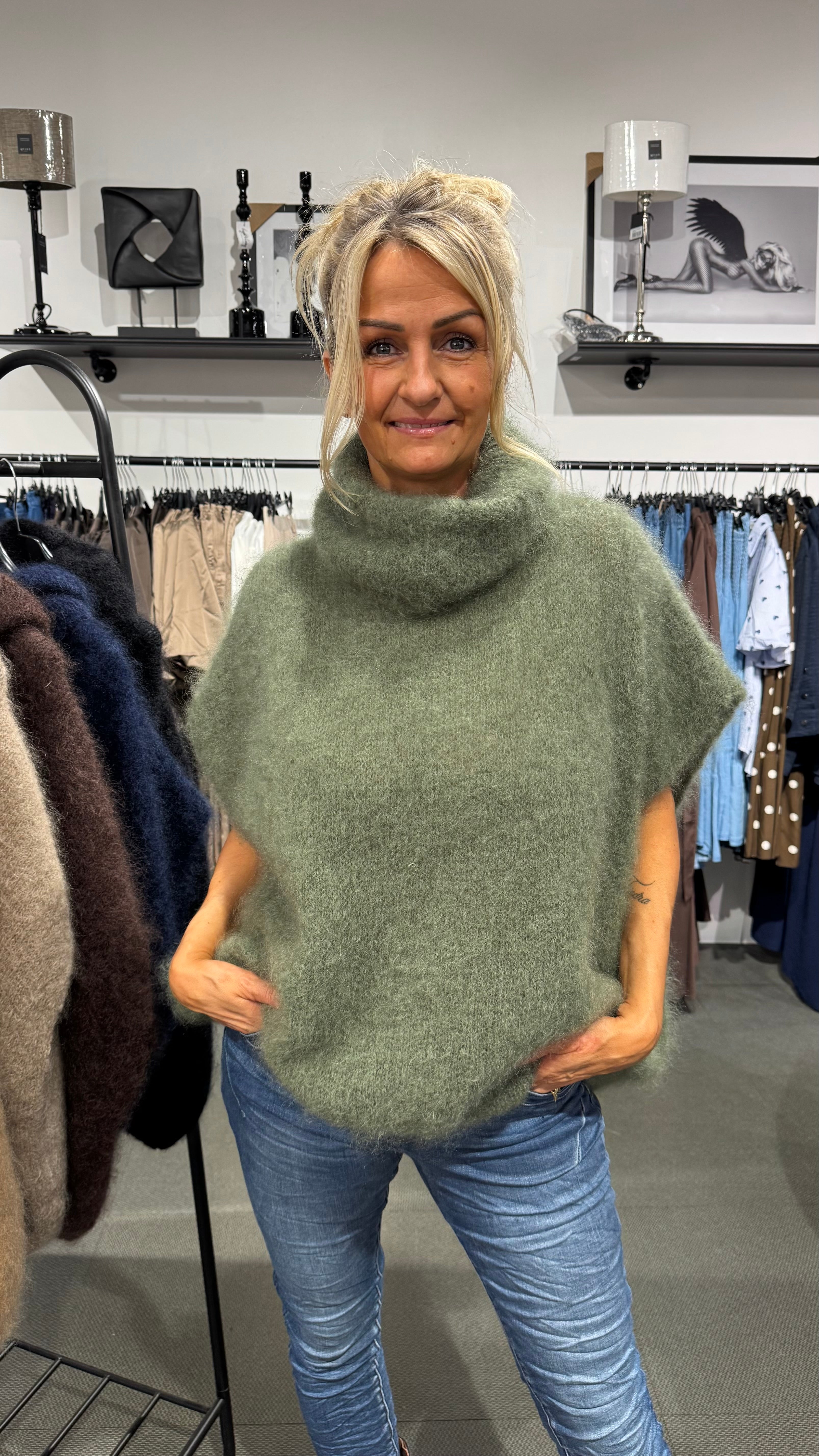 MOHAIR POLO - FOREST GREEN