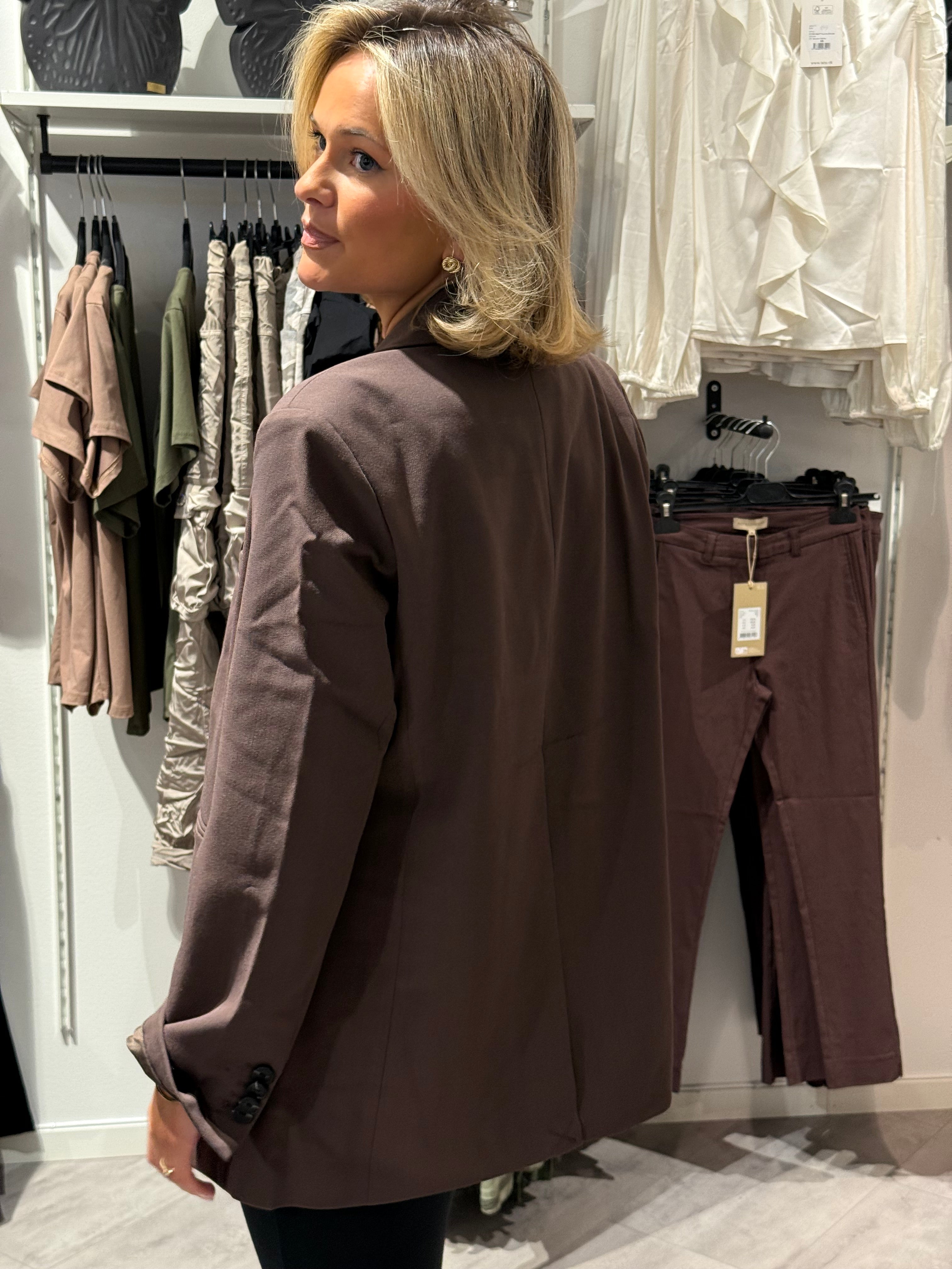 Likka oversized blazer brun