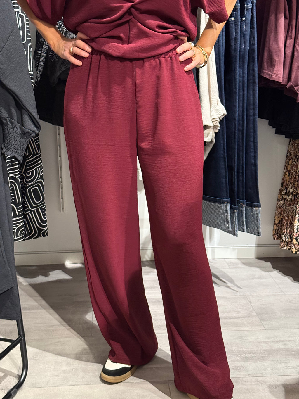 Alva wide pant wine