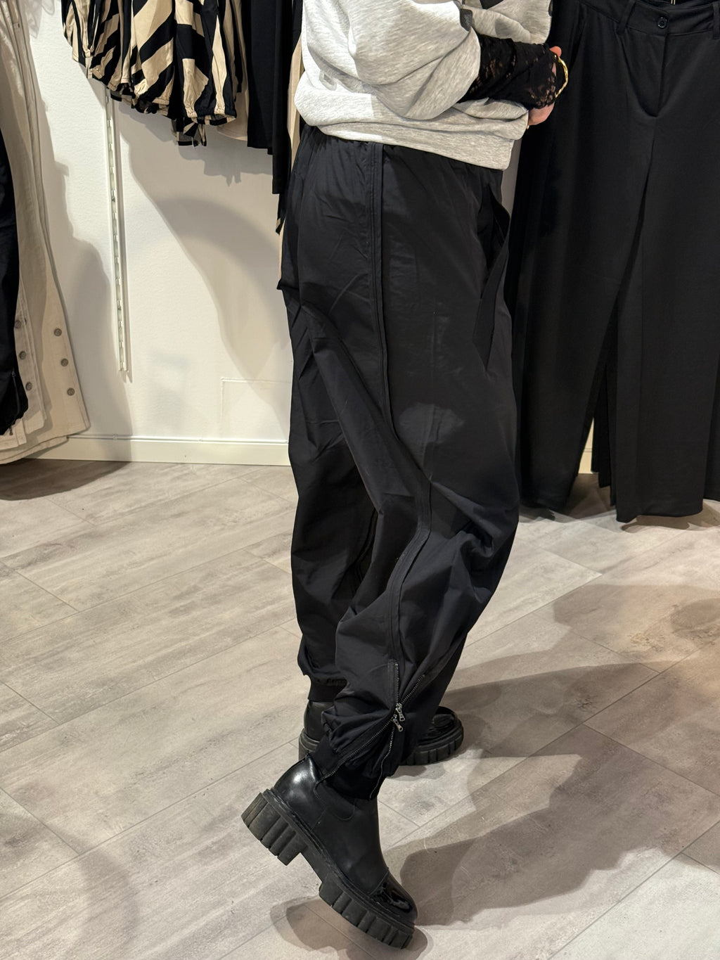 MollieGO pants - black