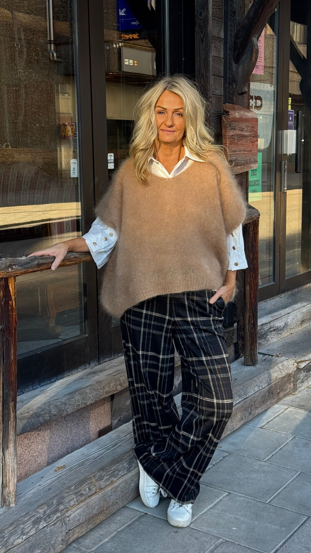 MOHAIR PONCHO - CAMEL