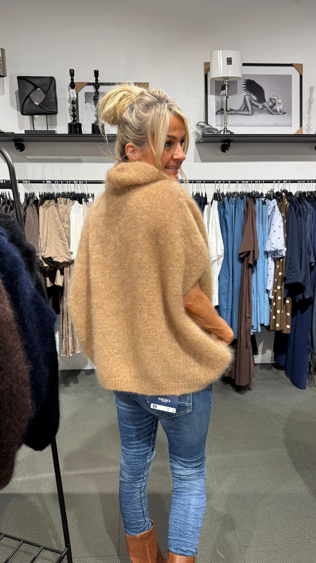 MOHAIR POLO - CAMEL