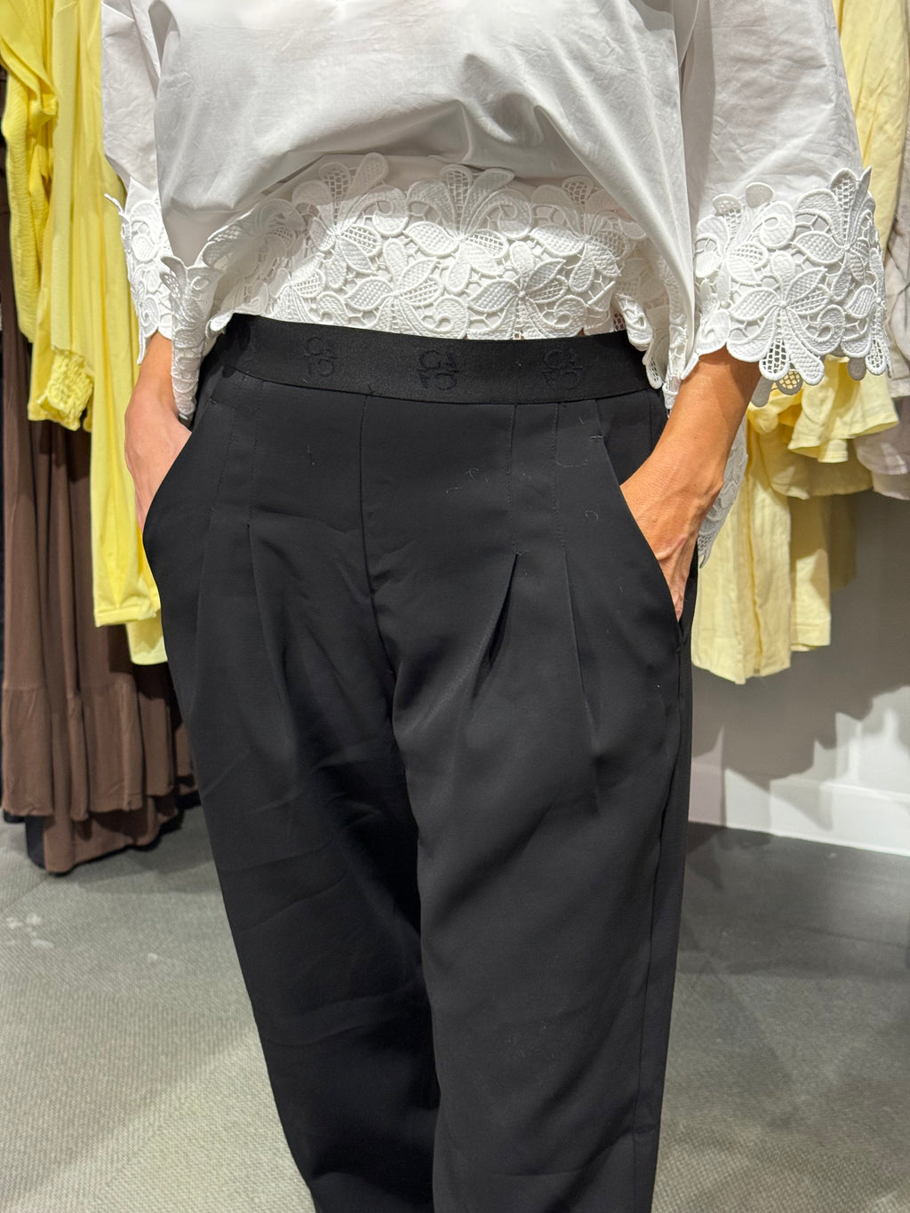 AtalieGO pants black