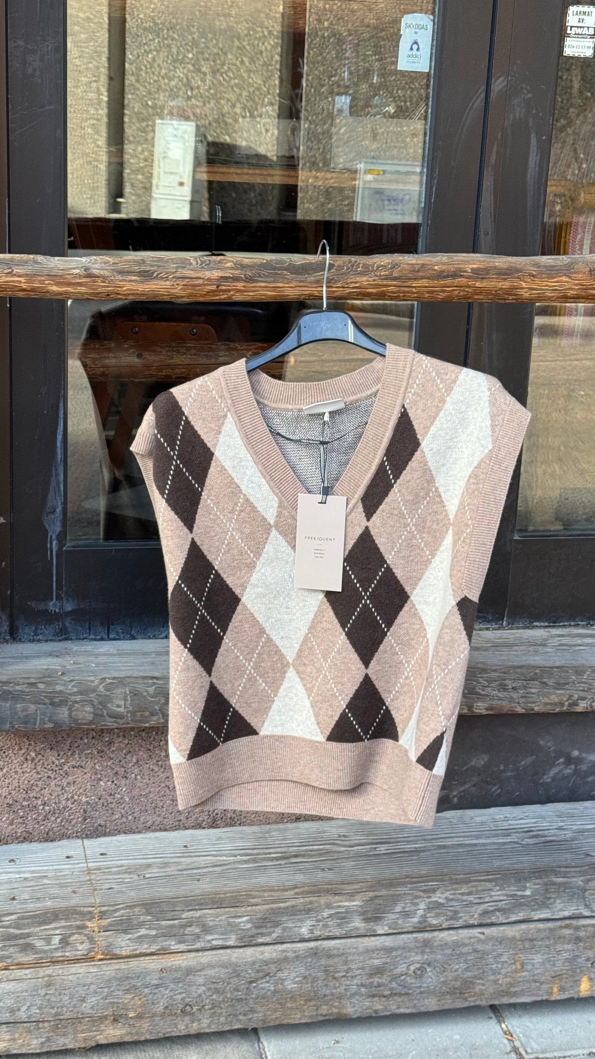 Sibyll vest