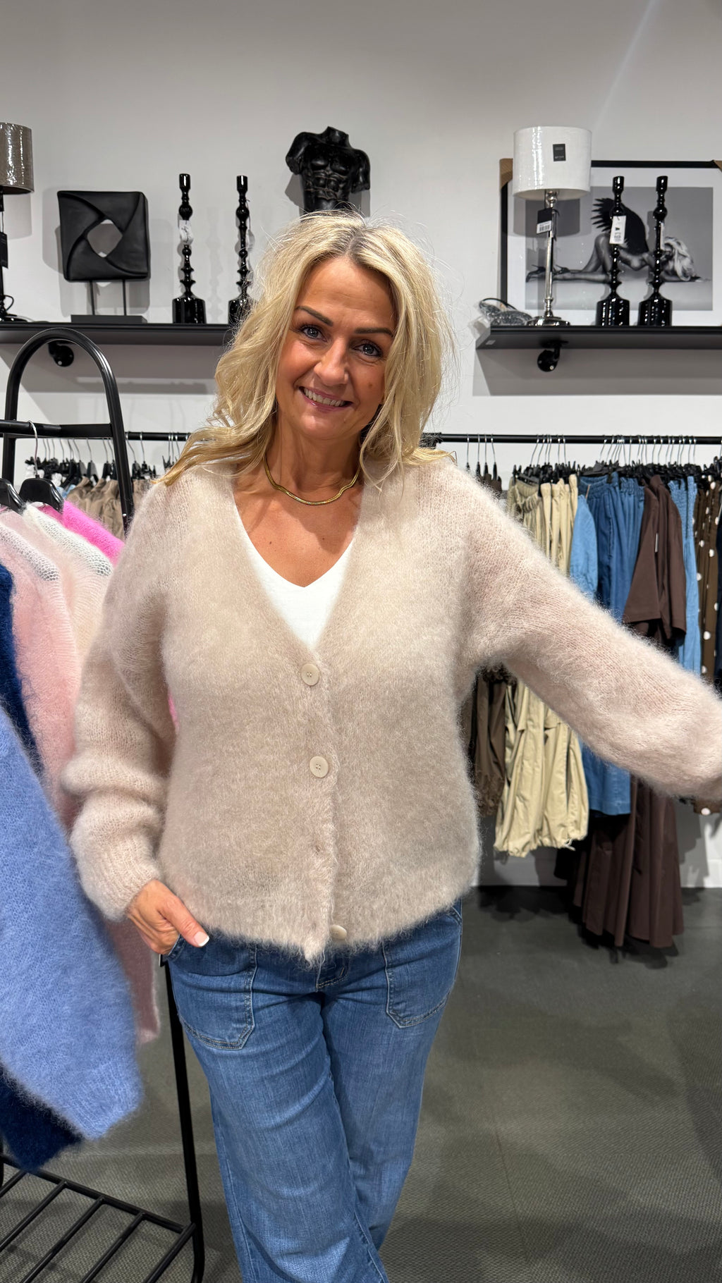 MOHAIR CARDIGAN - BEIGE