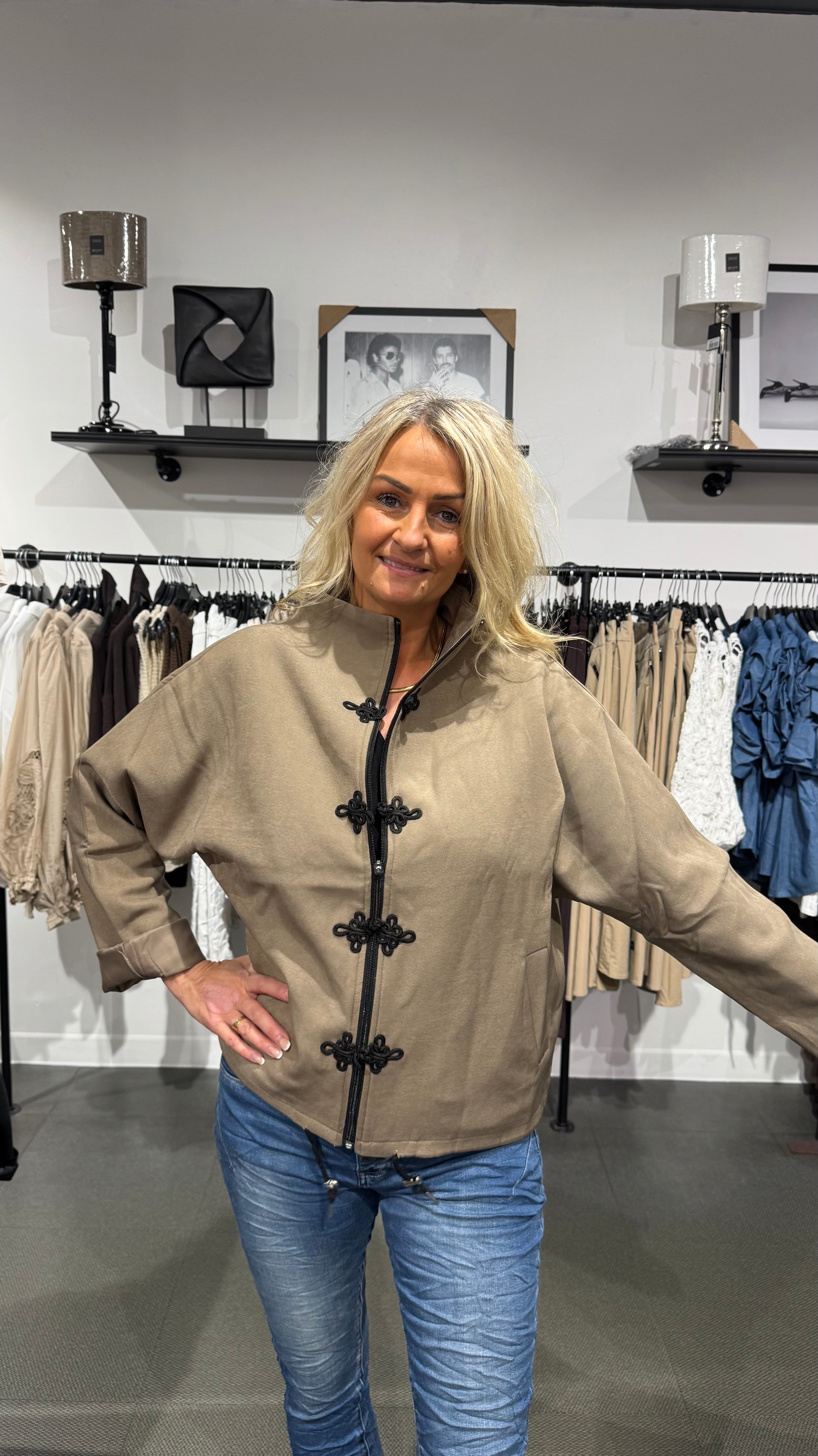 Mila jacket- beige