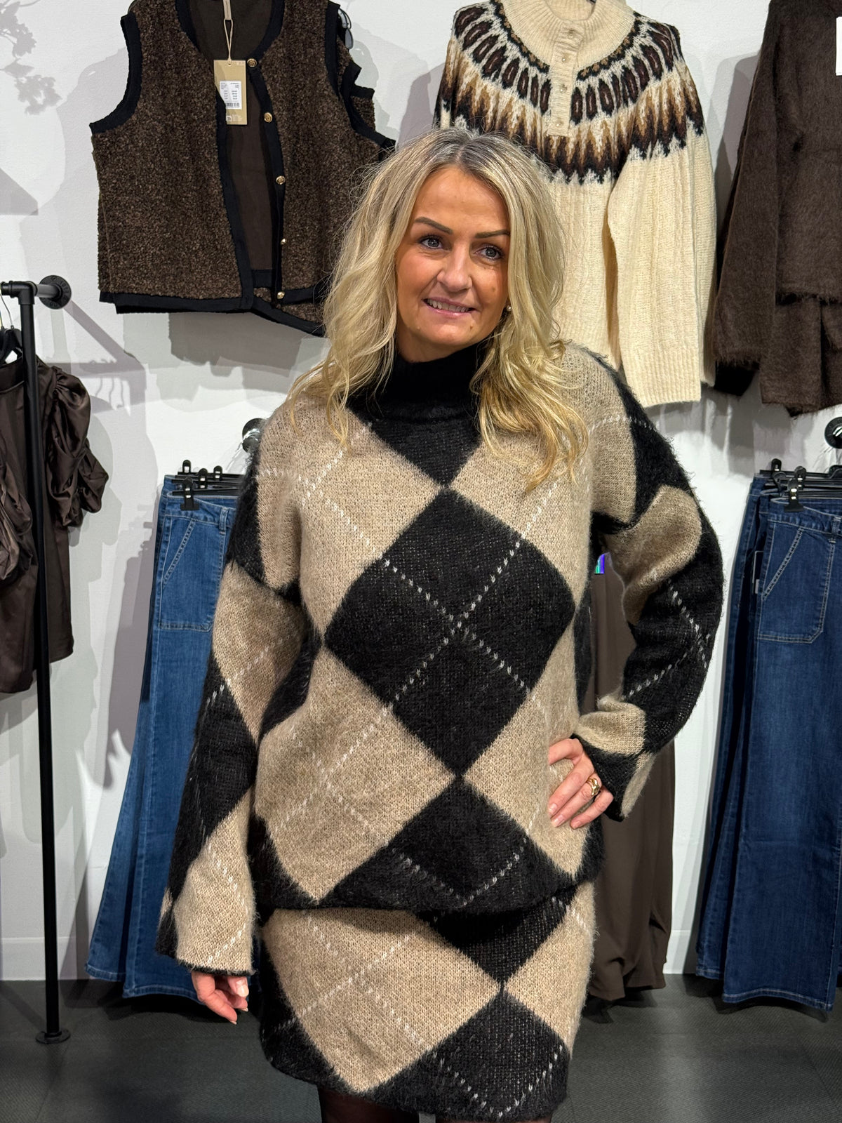 KNITTED SET- black/beige