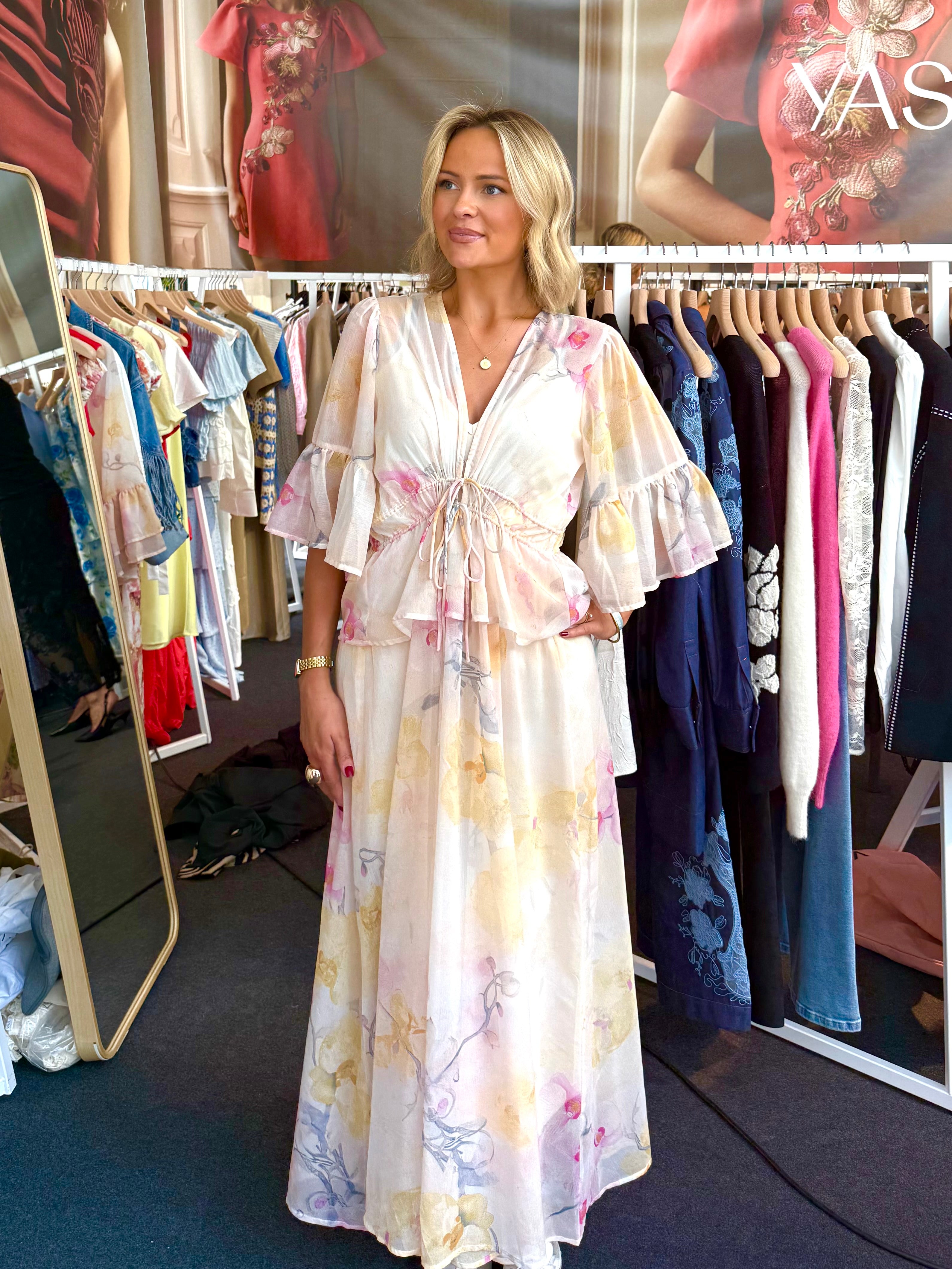 YASBLOMINA dress