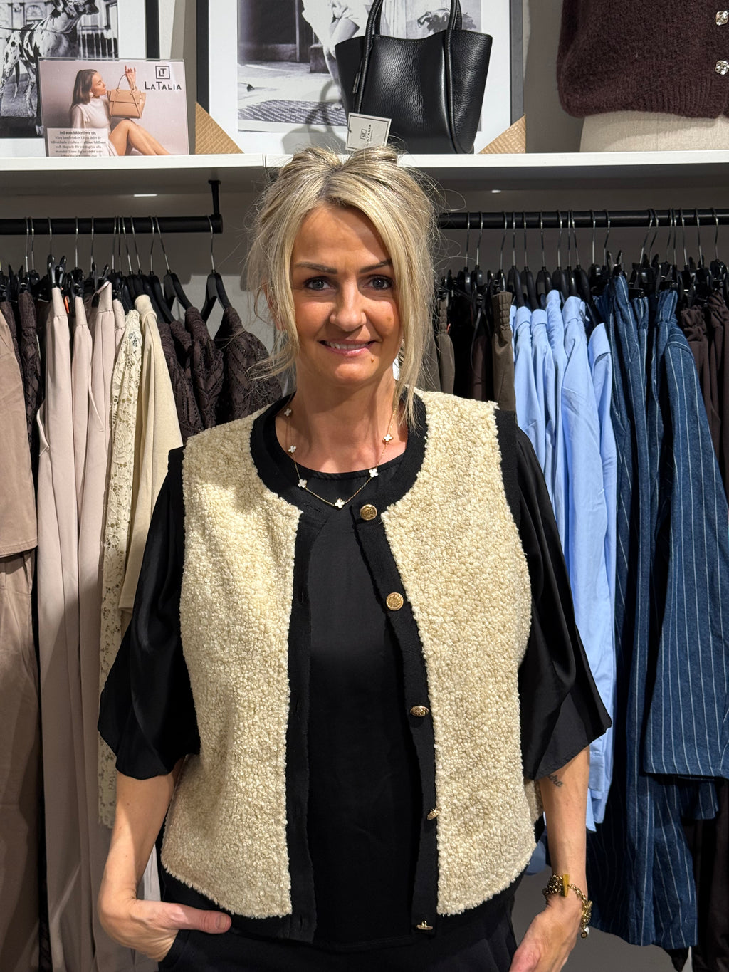 SC bessie teddy väst - beige