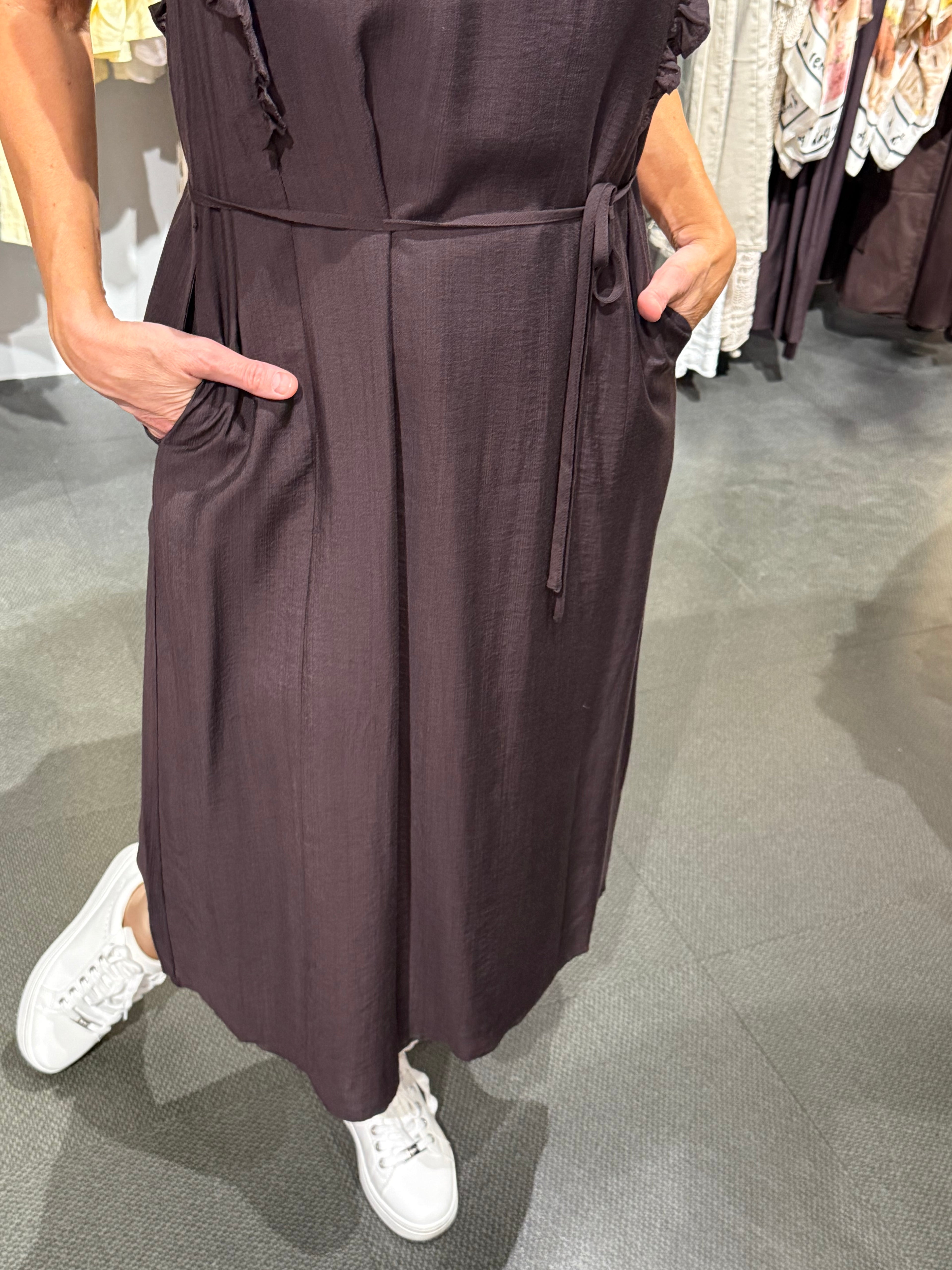 HeraCC Frill dress