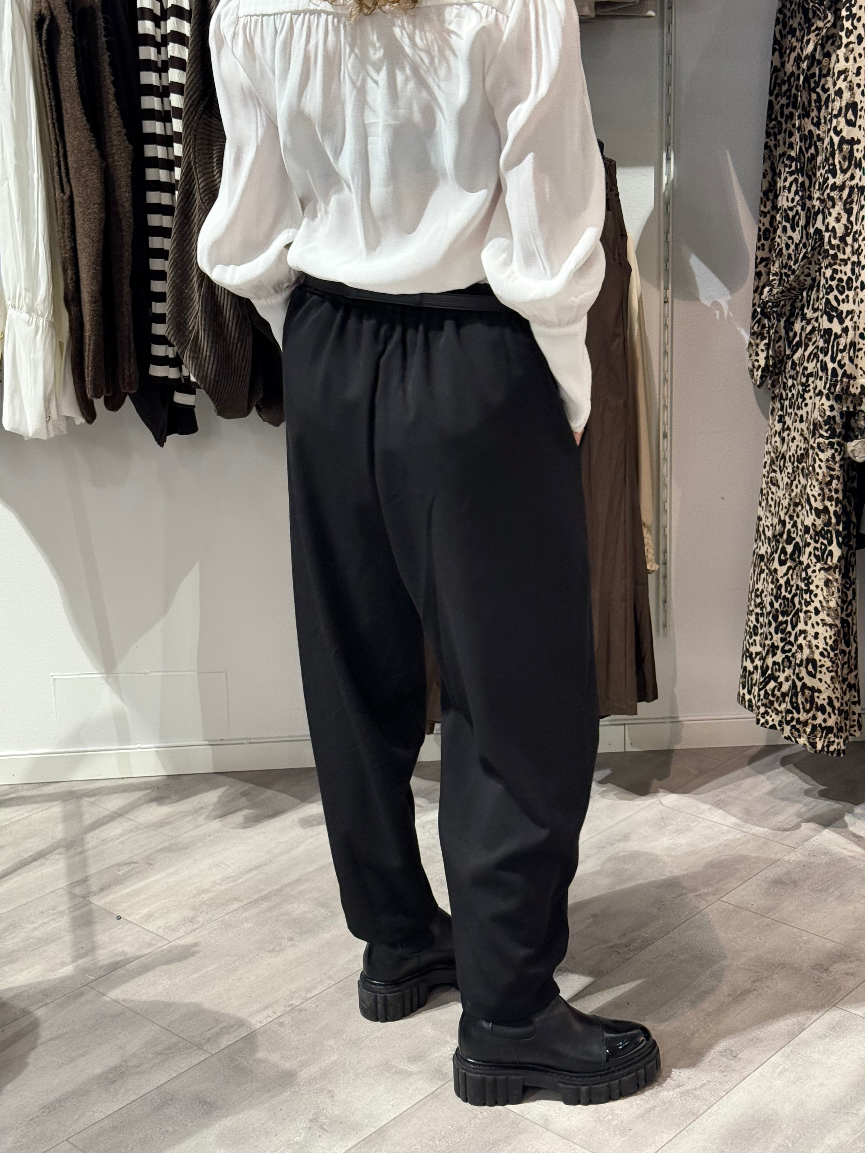 MDCFIENNA- ballong byxa svart