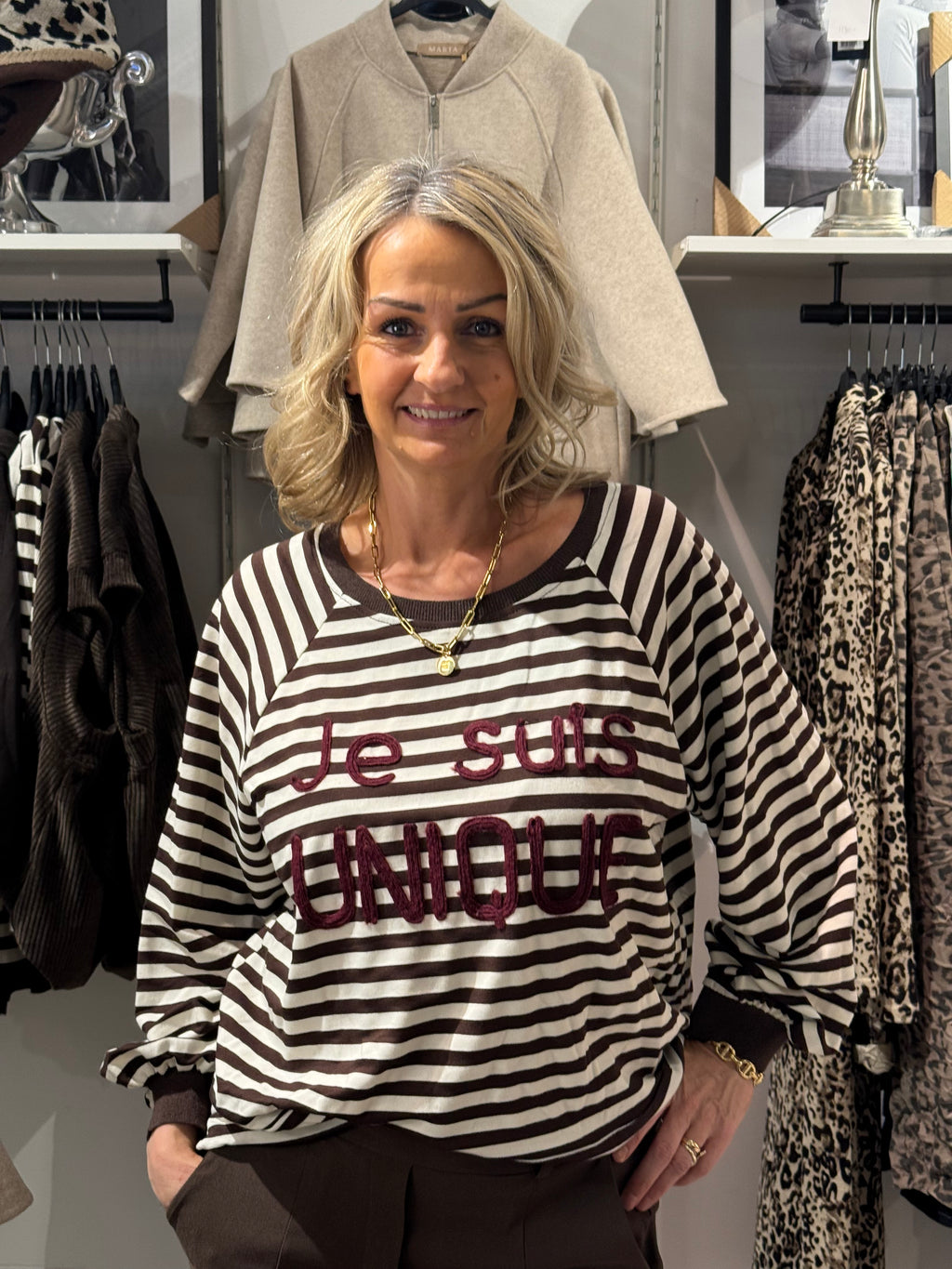 MDCFENJA- sweatshirt