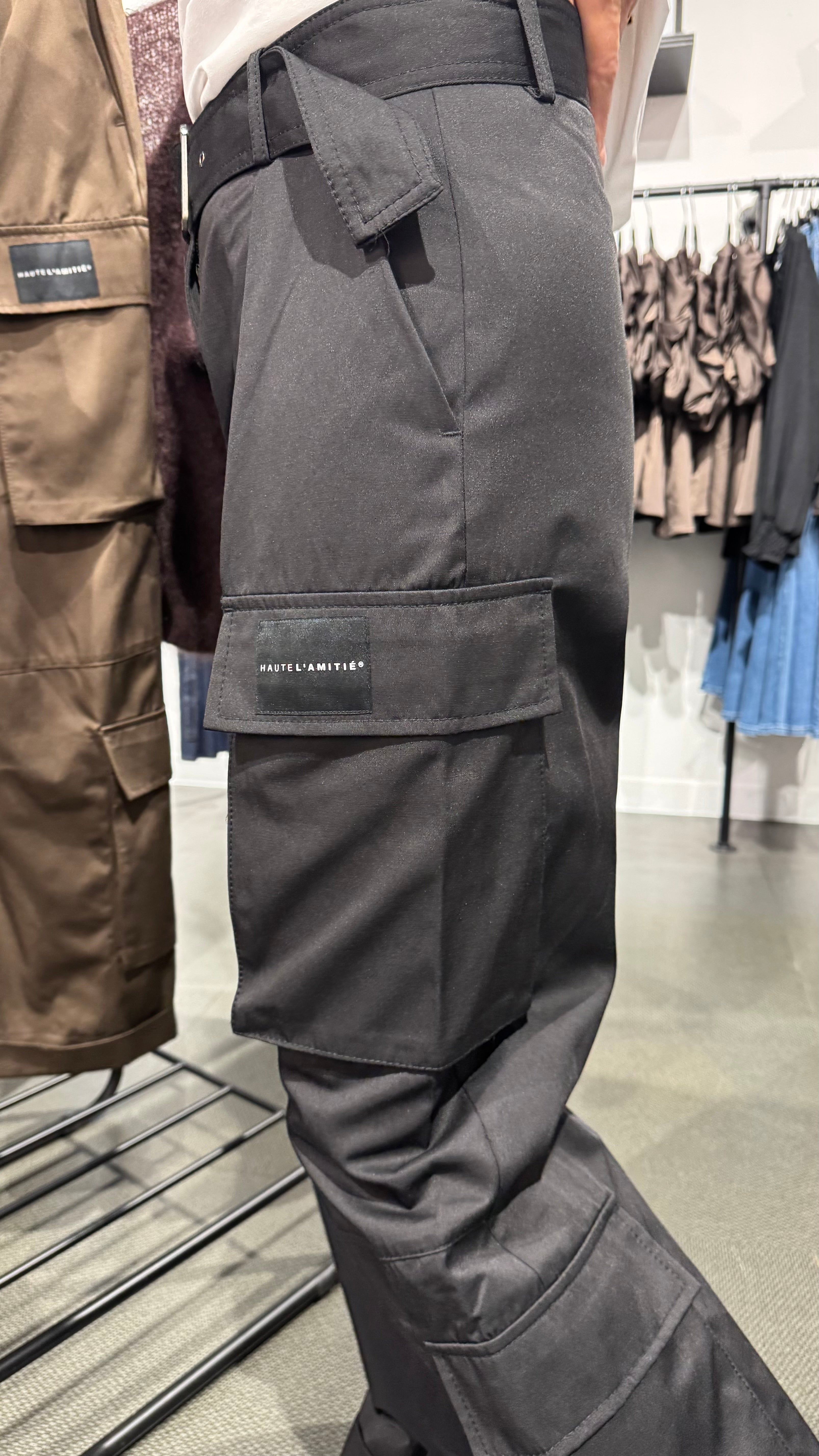 HL Rabi cargo pant - black