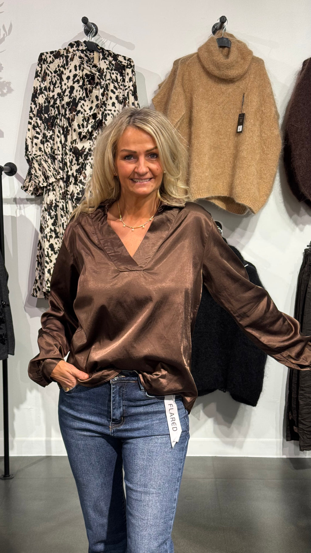 MDCAMORIA BLUS