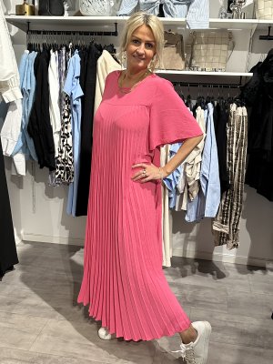Majo klänning rosa 