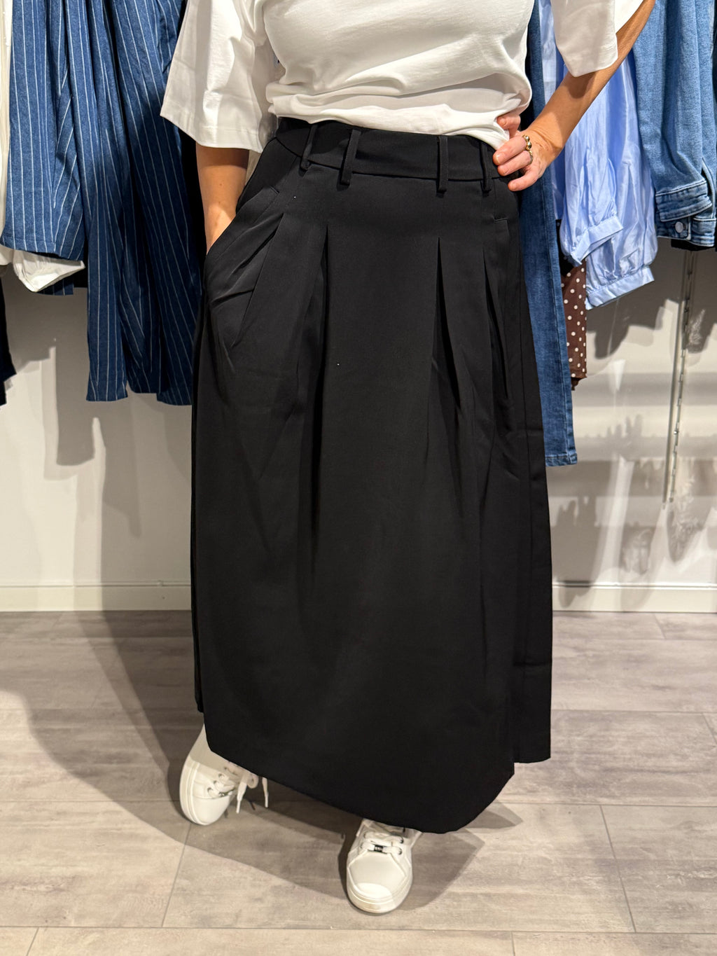 CCAnyacc Pleat Skirt - black
