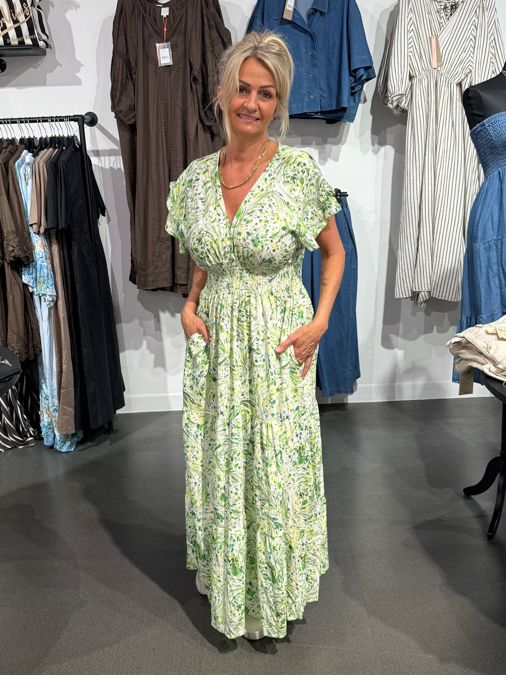 Olivia dress- lime