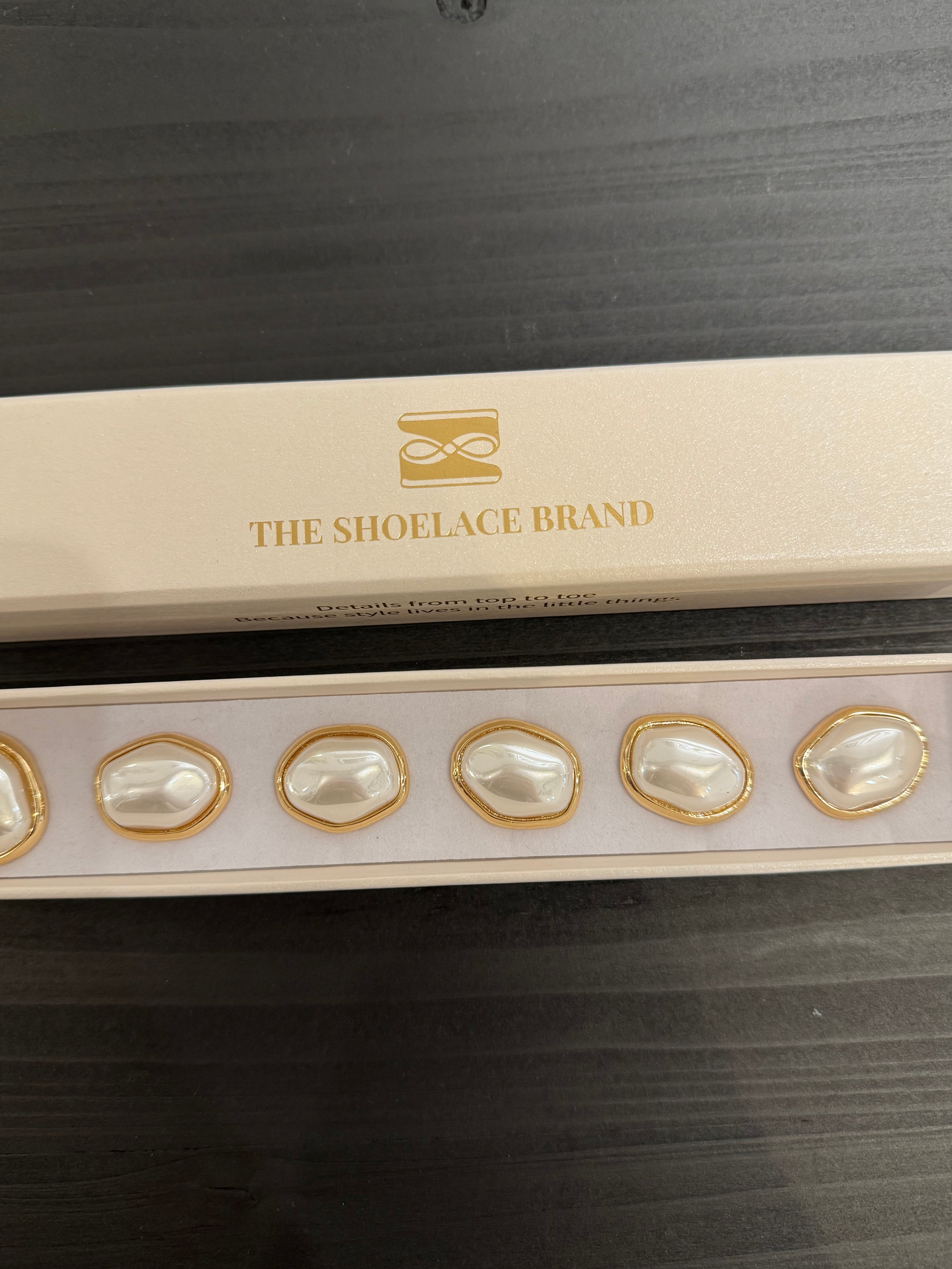 Skjortknapp- pärla guld