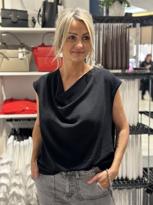 Alva drape topp svart
