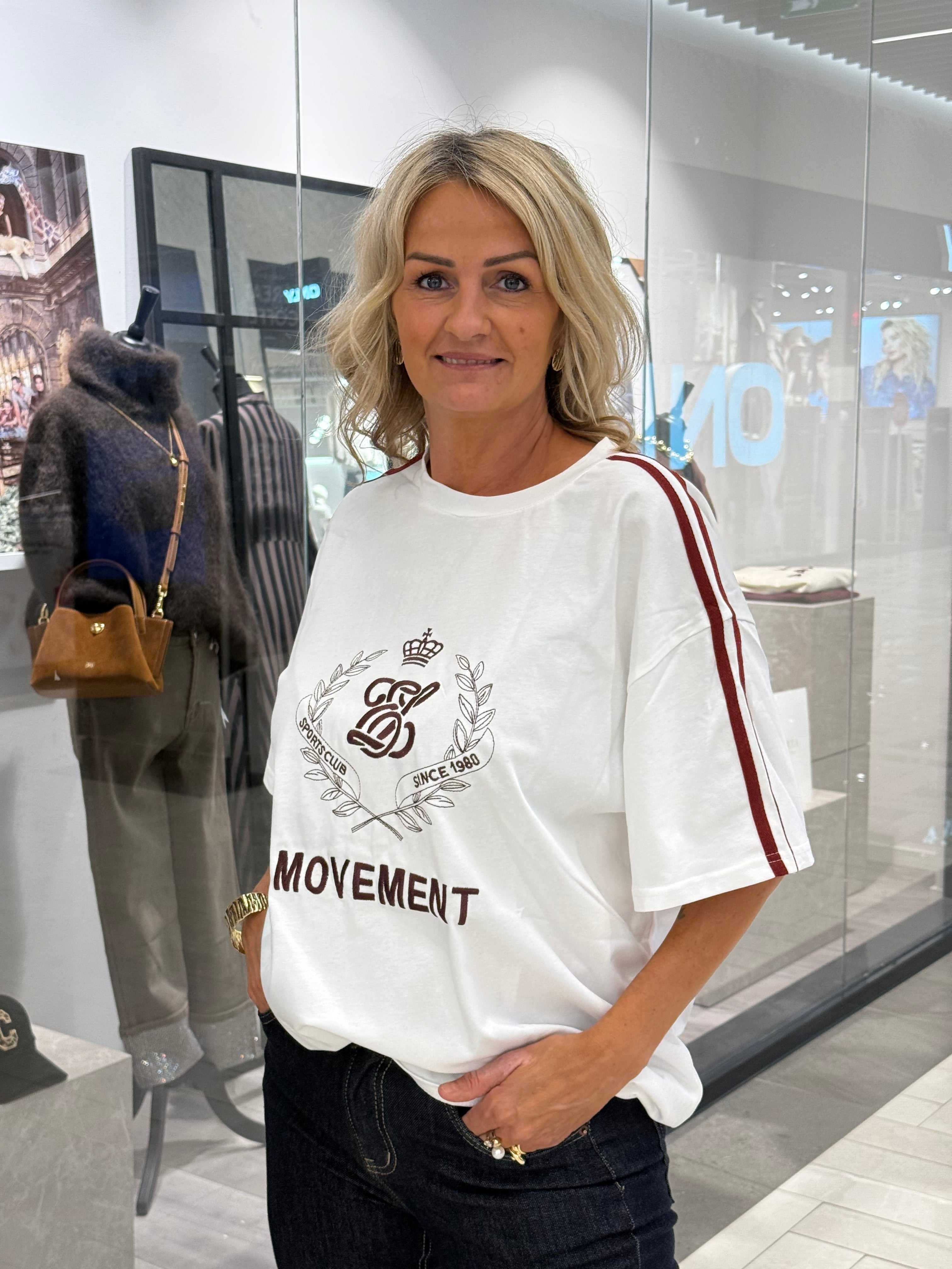 T-shirt MOVEMENT-vit