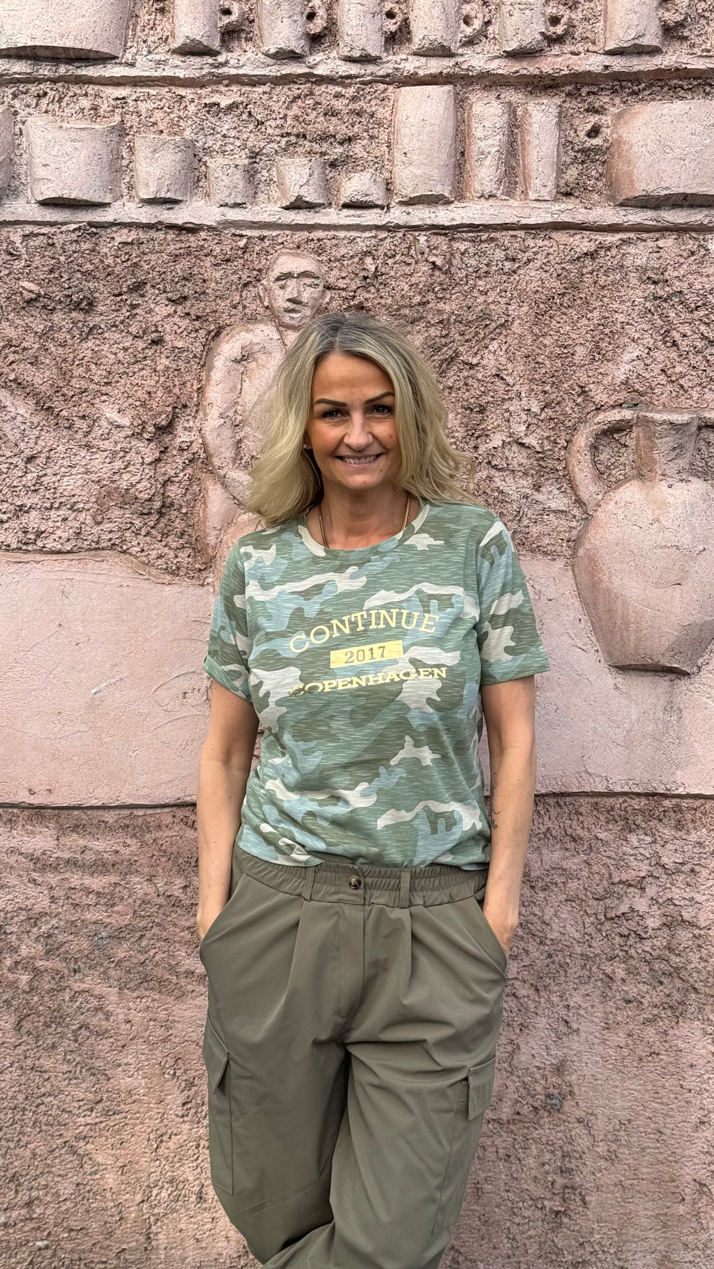 T-shirt camouflage - grön