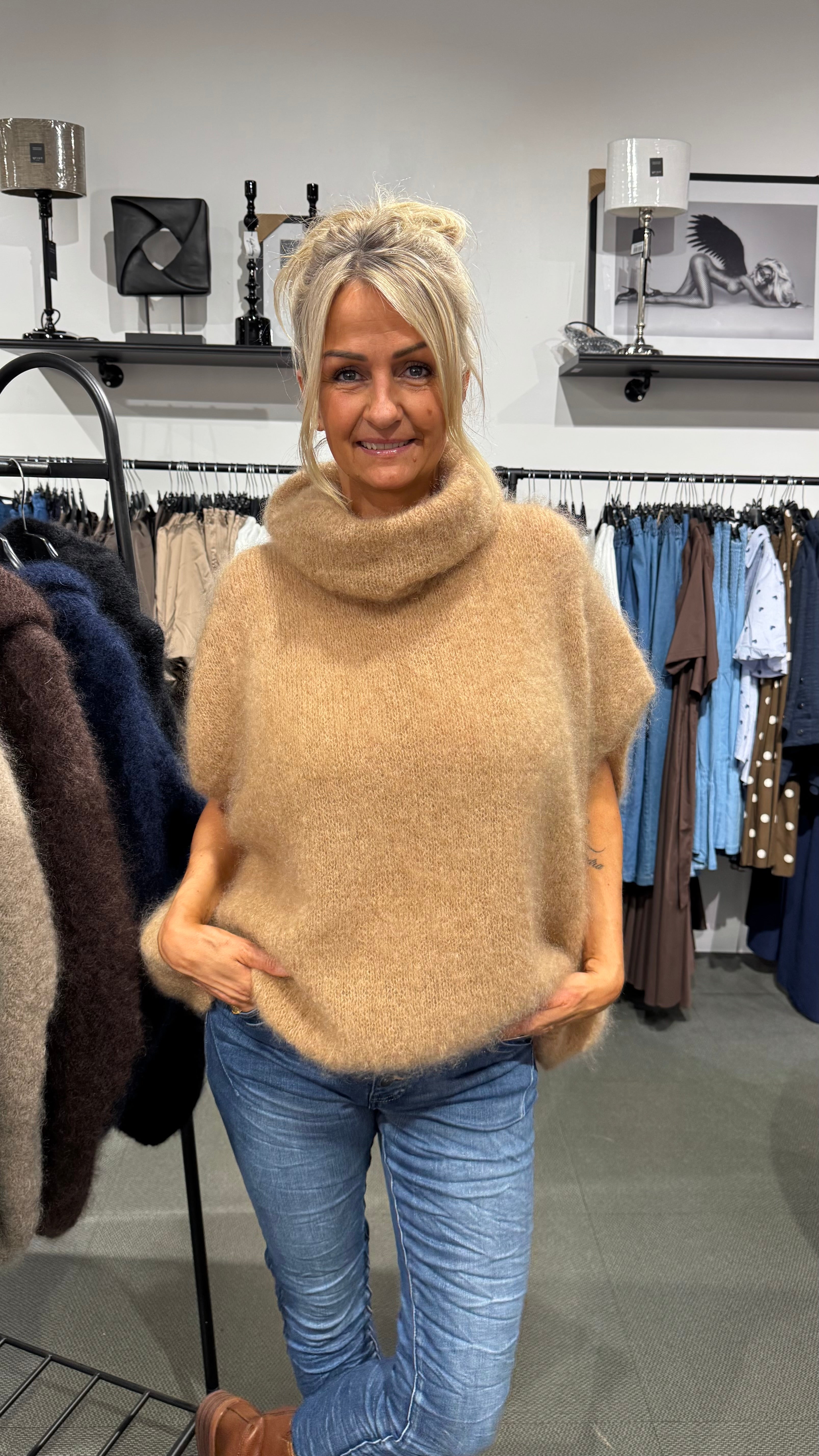 MOHAIR POLO - CAMEL