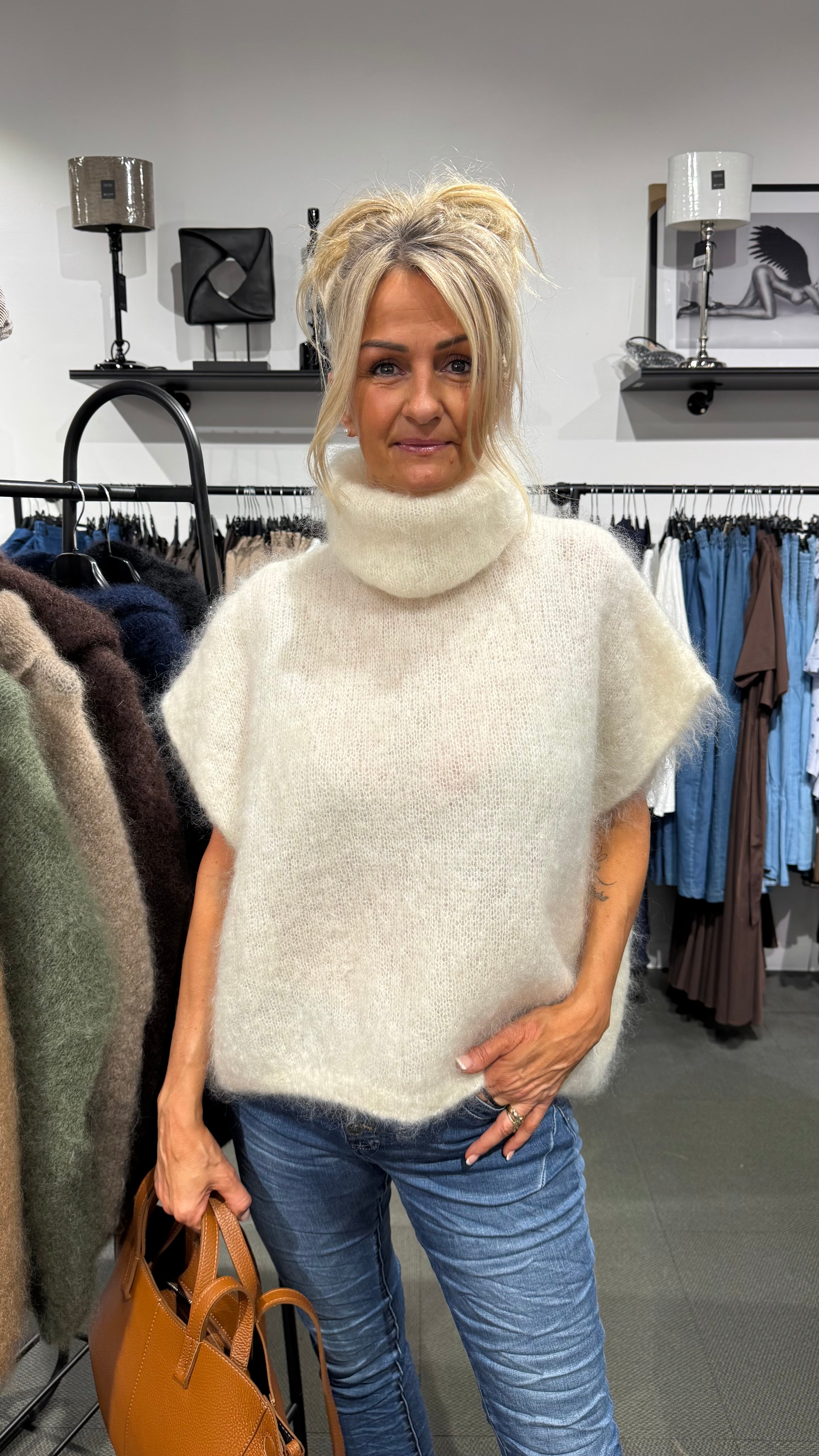 MOHAIR POLO - CREAM WHITE