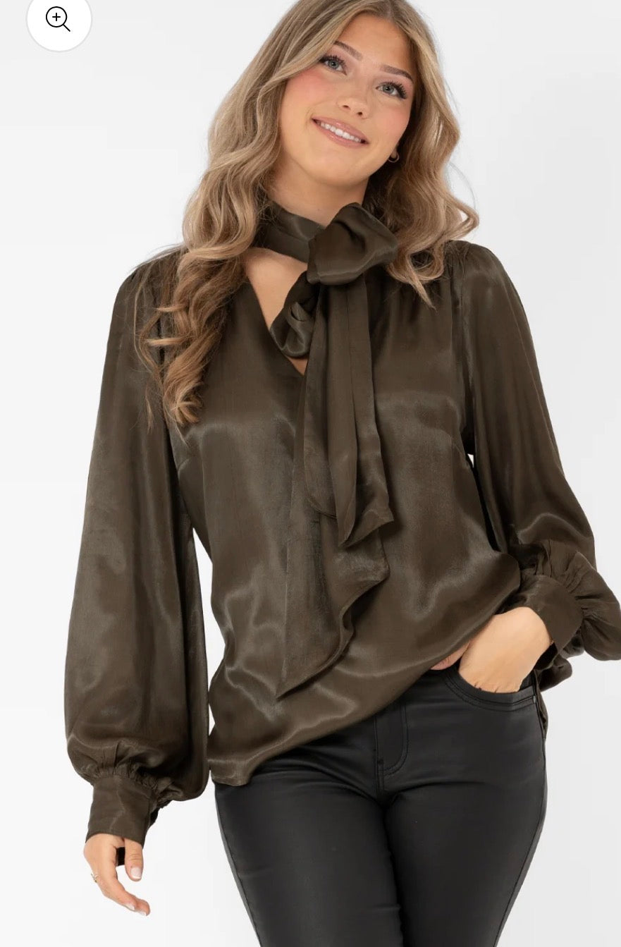 DOLCE BLOUSE  - PINE GREEN