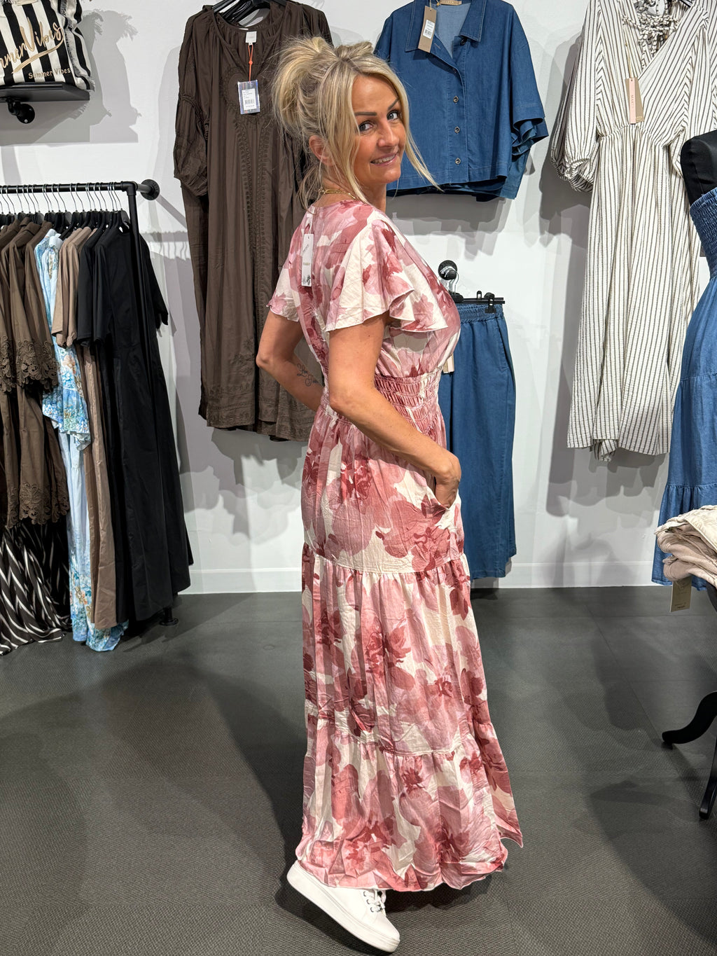 Lisa dress- dusty pink