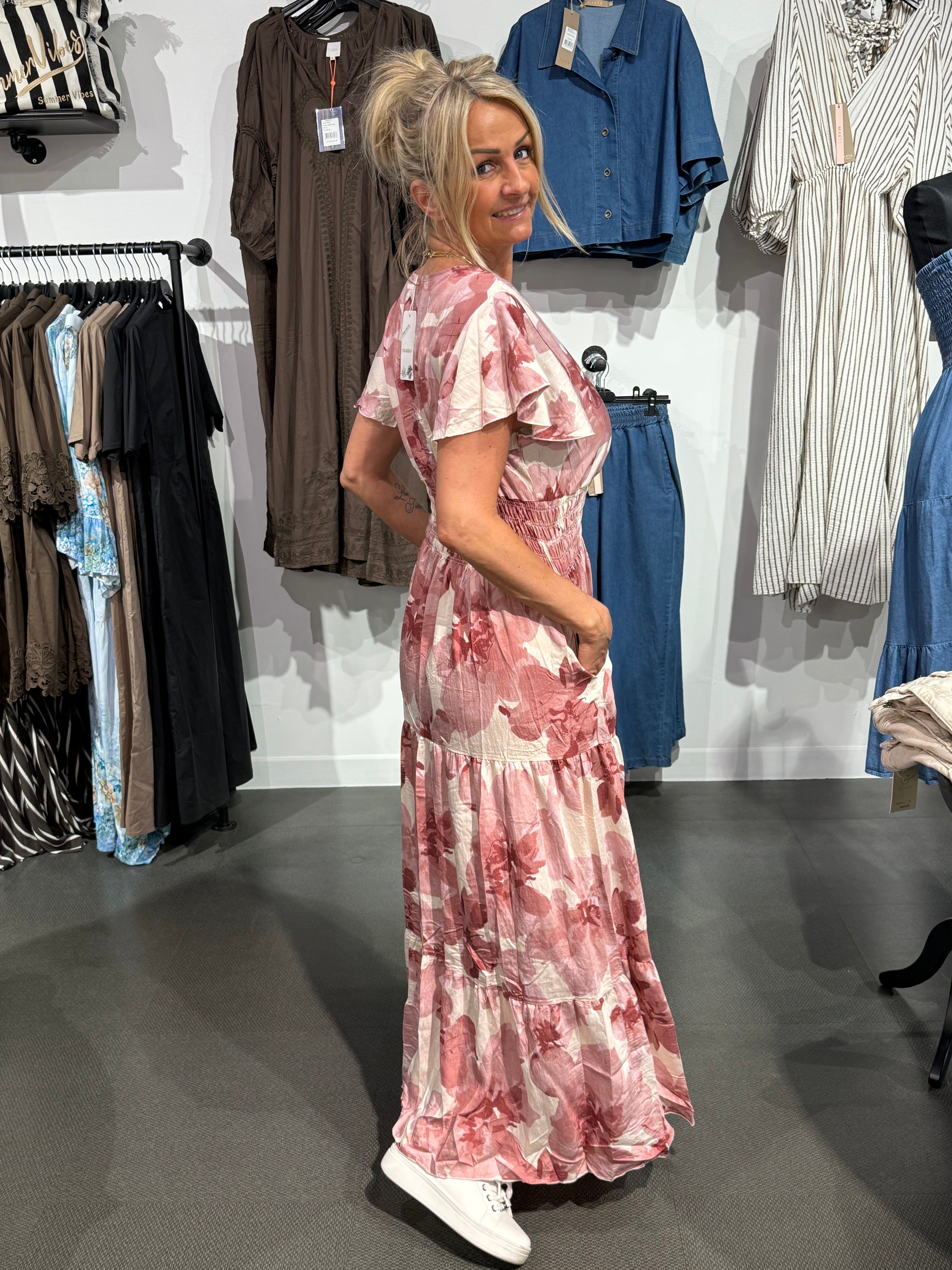 Lisa dress- dusty pink
