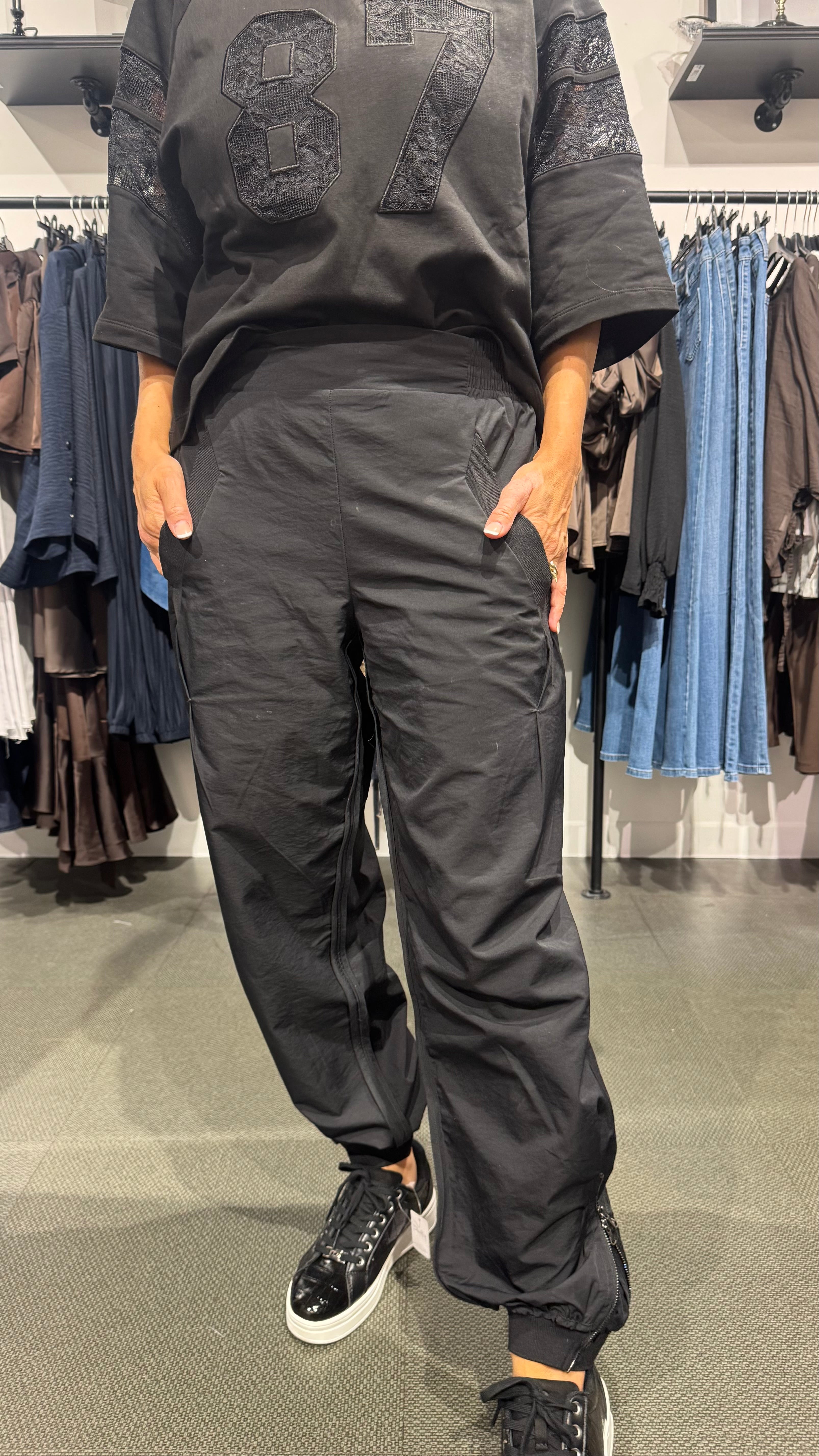 MollieGo pant - black