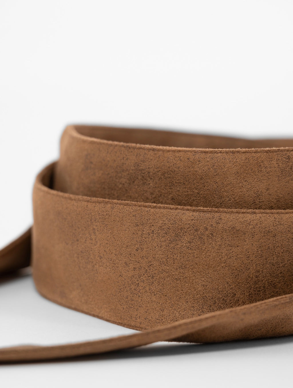 RAE SUEDE BELT COGNAC