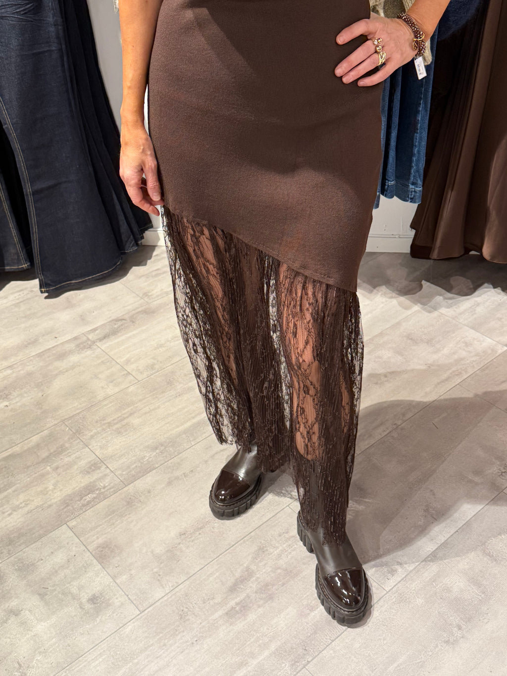 Saga lace Maxi dress - Brown