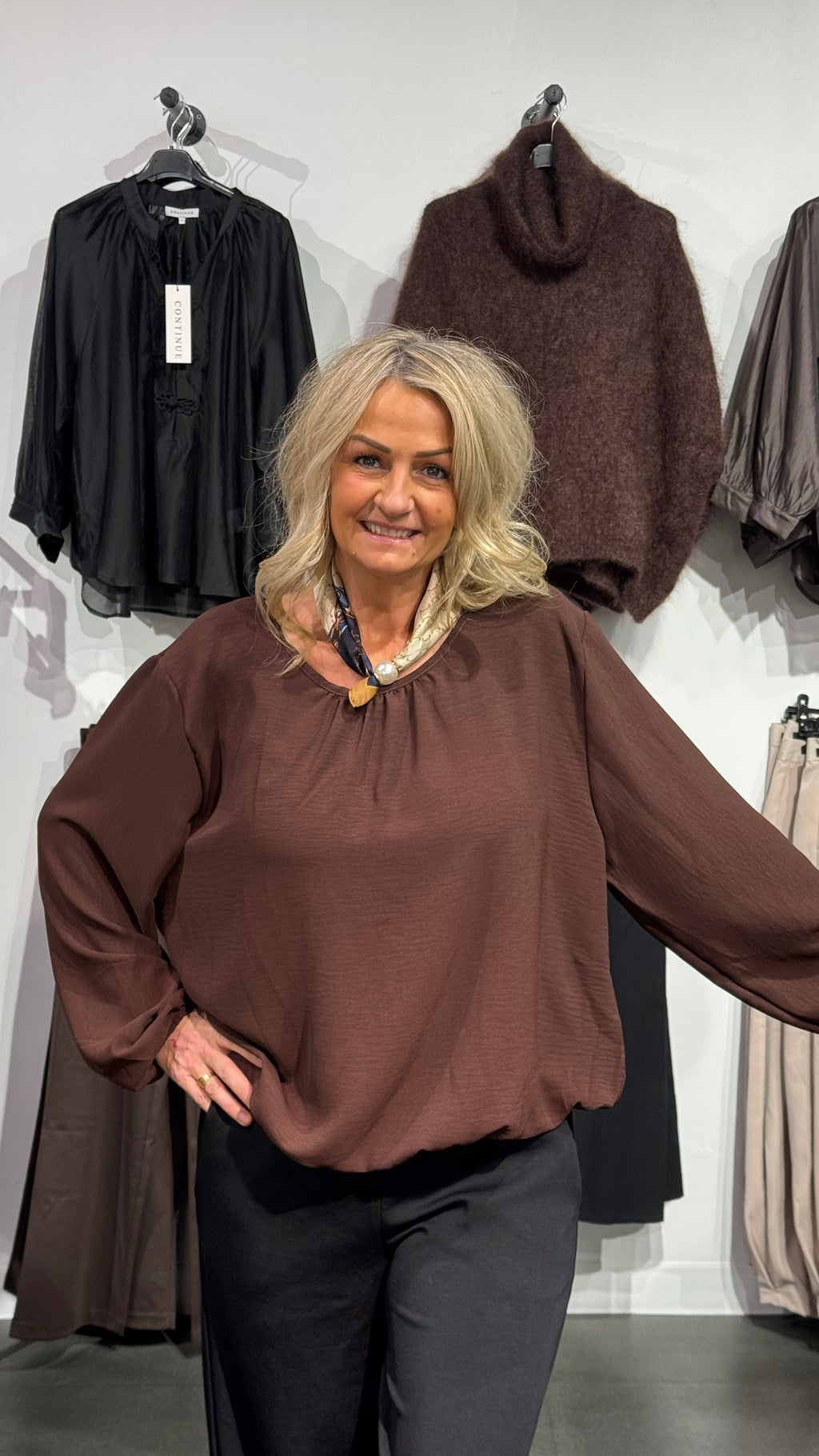 Långärmad ballong topp - brun
