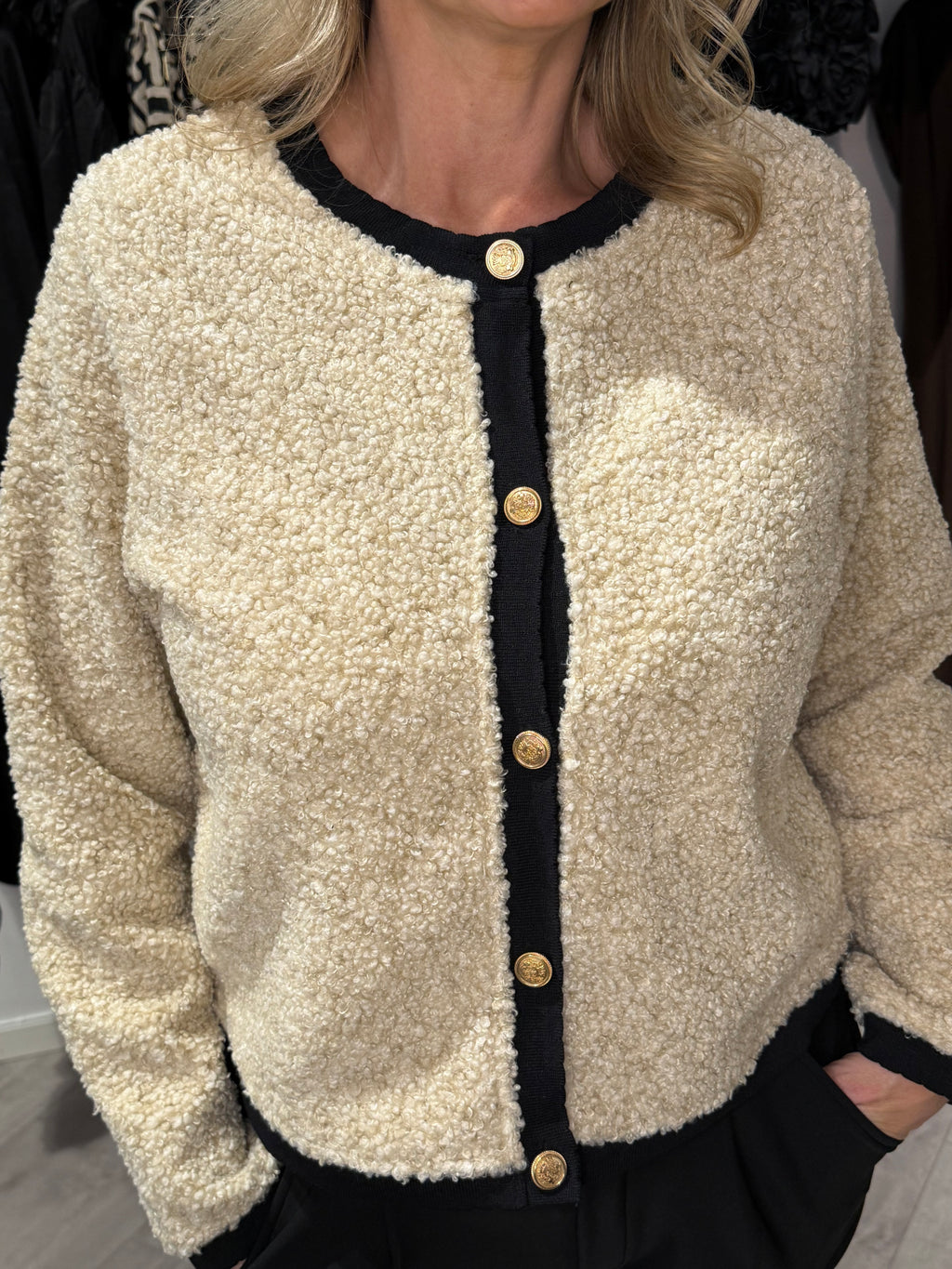 BESSIE CARDIGAN CREAM
