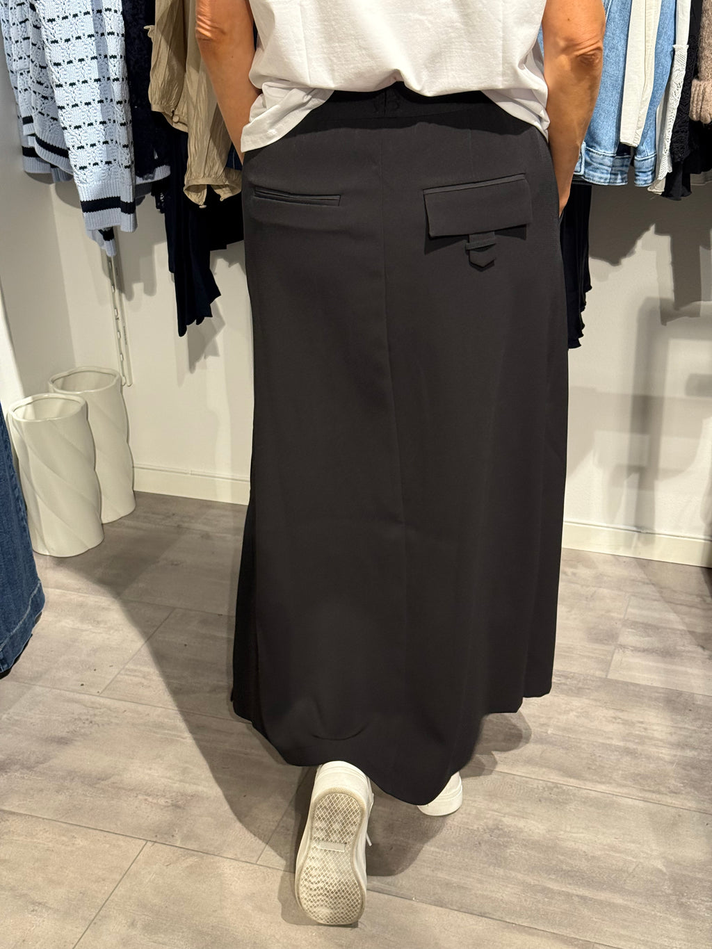 Gozelinago Skirt - black