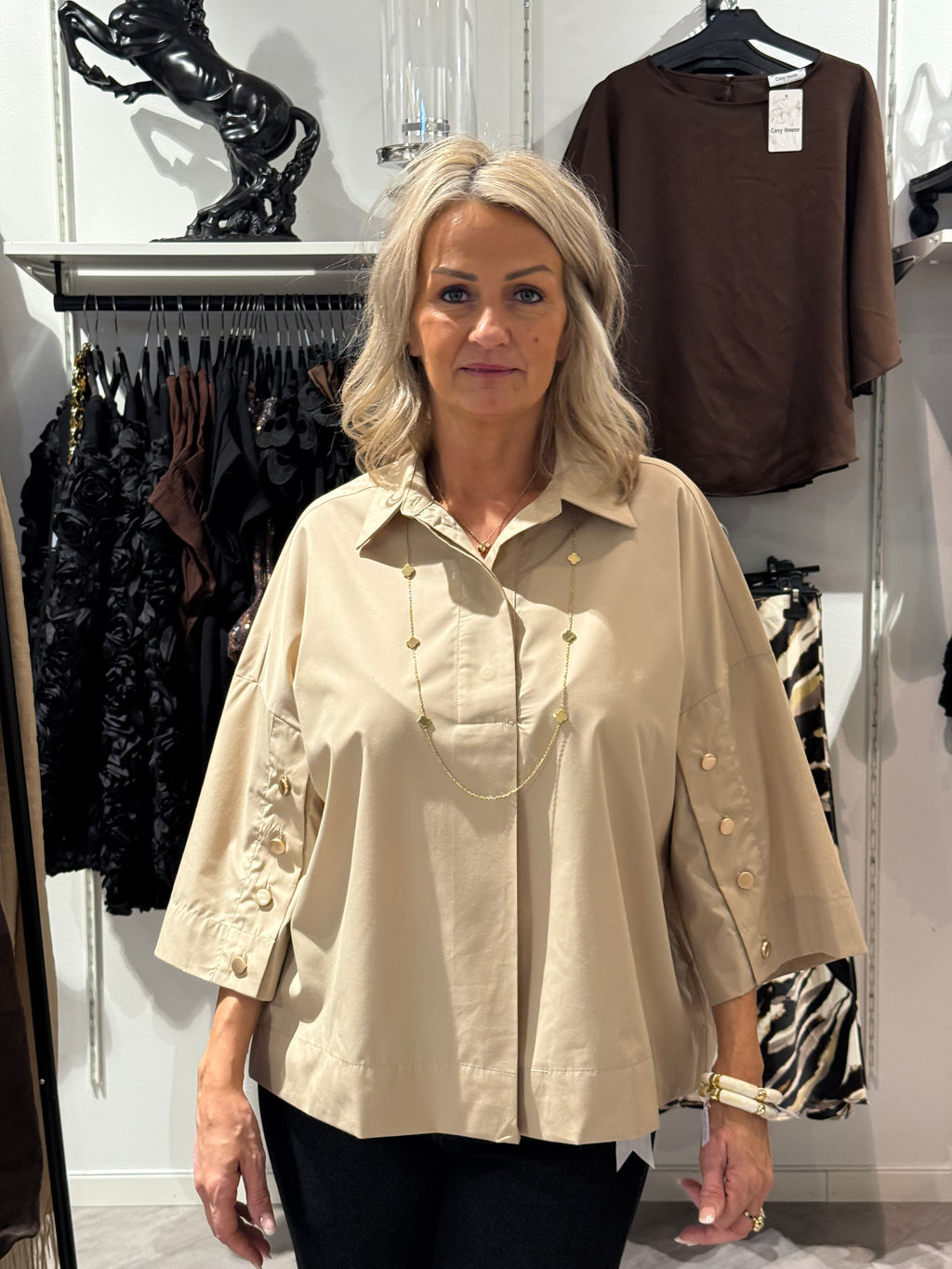 Klara shirt beige