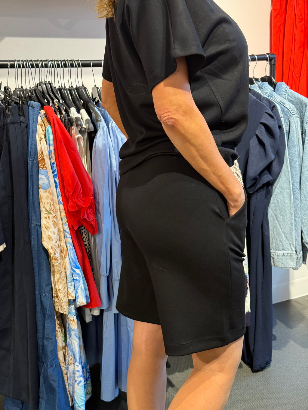Banu shorts- svart