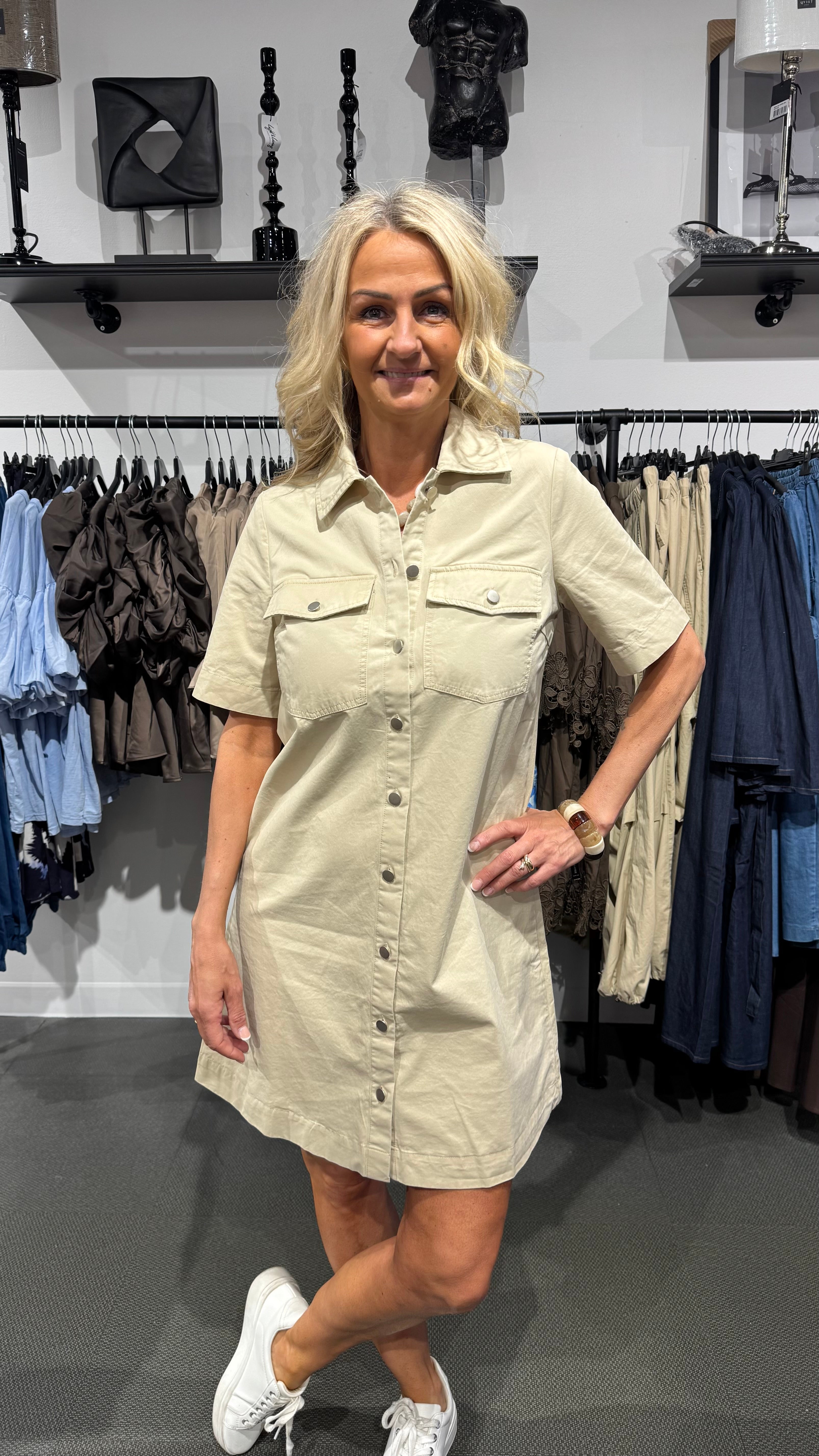 Carri dress - sand