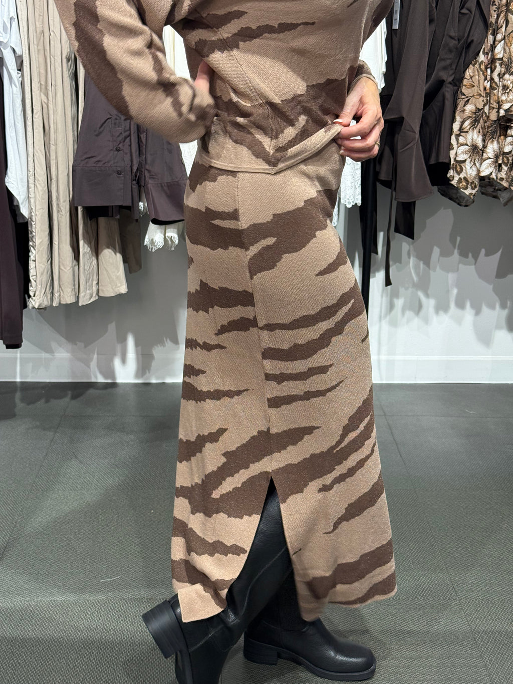 ELEANOR SKIRT DEEP BROWN/TAUPE