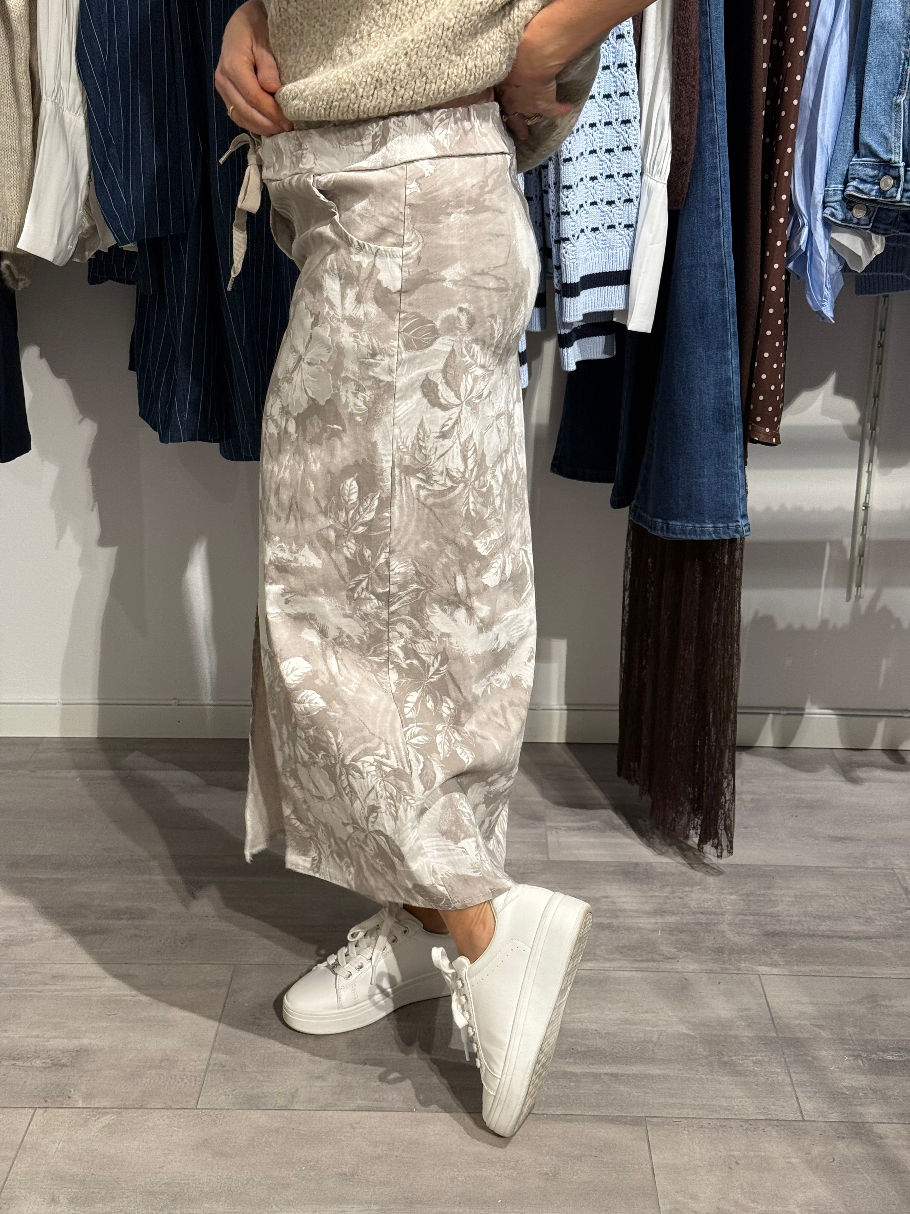 Mirakelkjol - beige/vit mönster