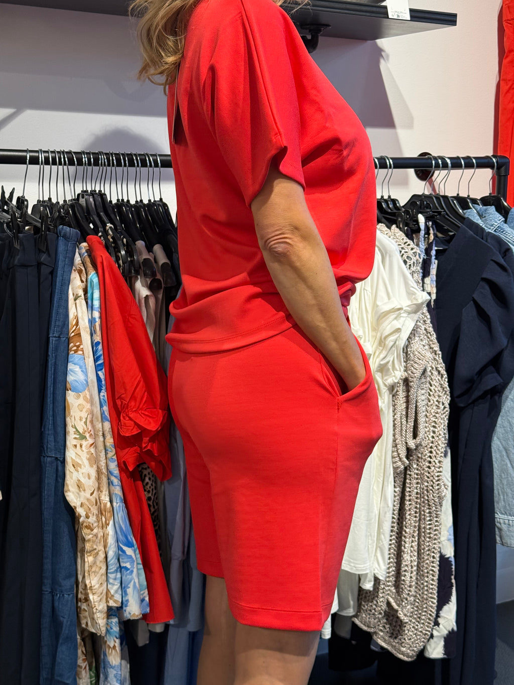 Banu shorts- korall röd