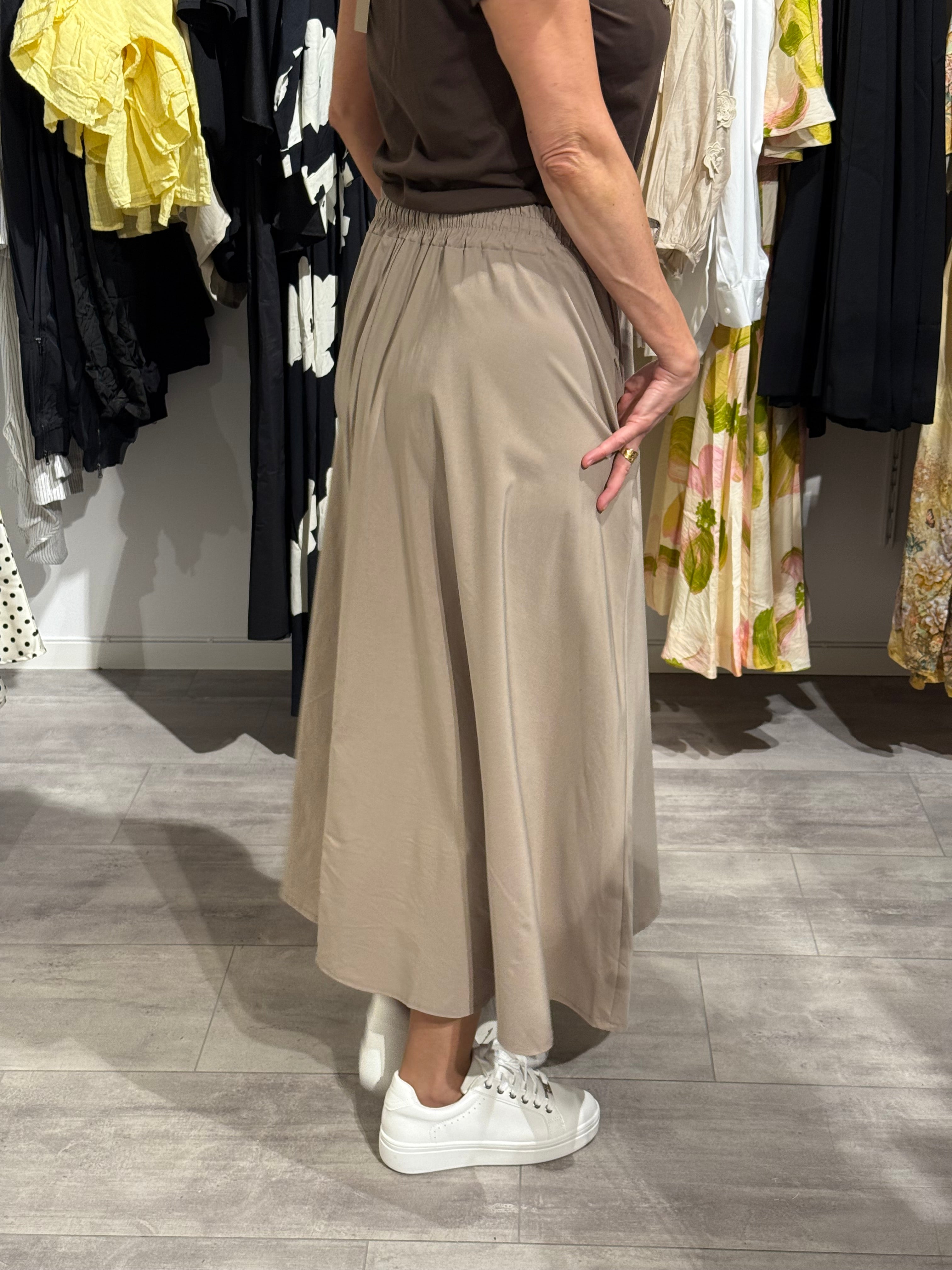 MdcPomeline skirt- beige