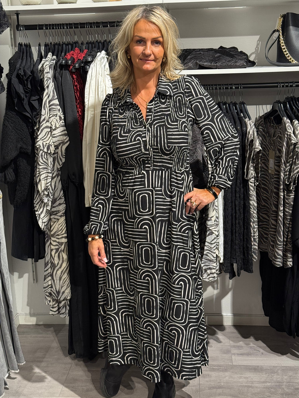 Minna dress, super stretch