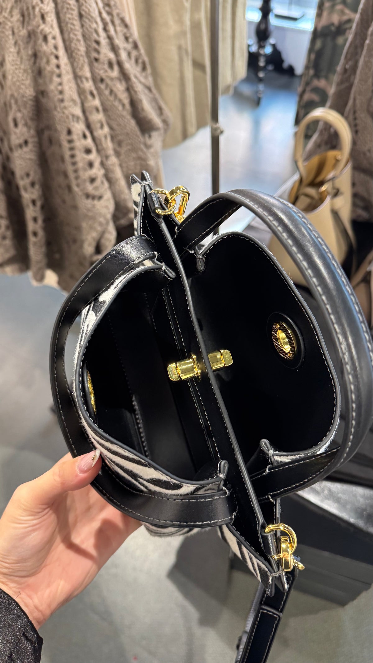 Mini Molly tote - zebra