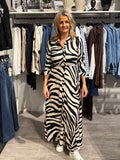 SAVANNA KLÄNNING - ZEBRA