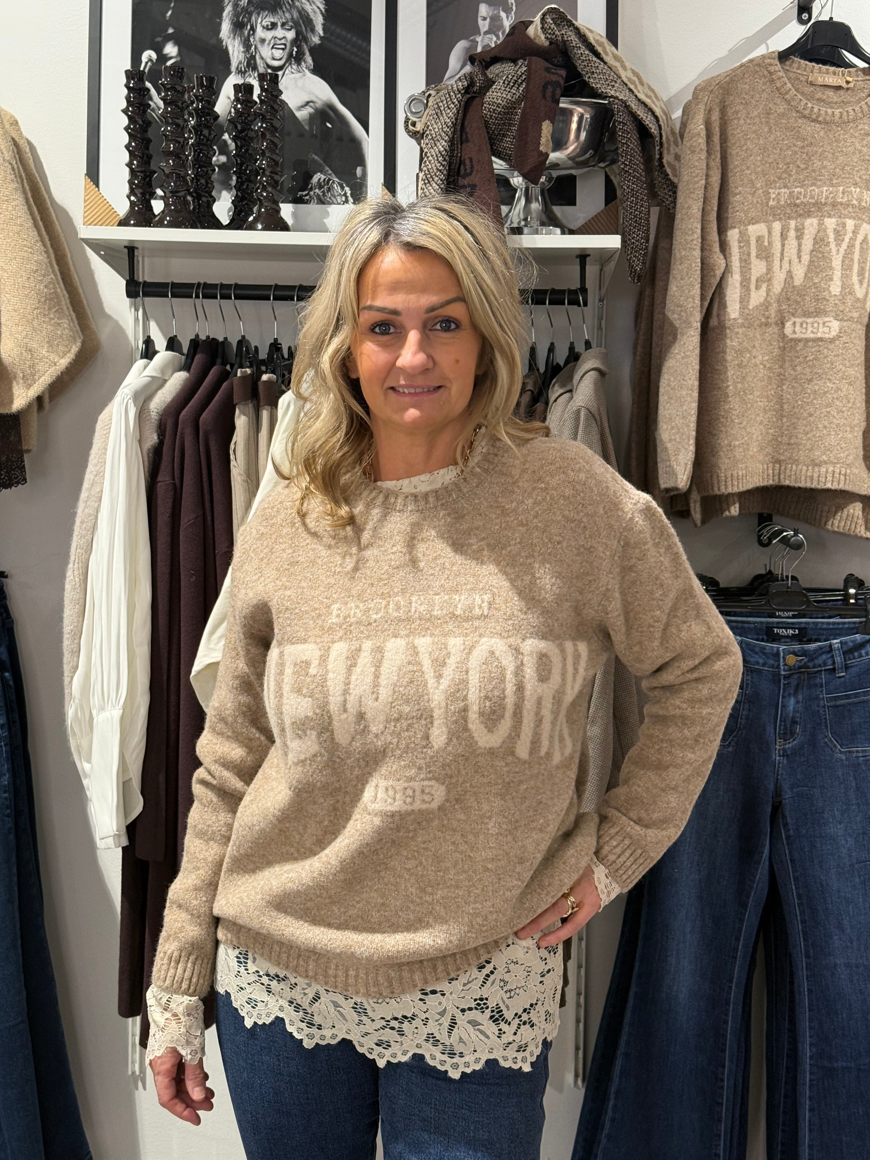 Mdcmara - stickad tröja New York