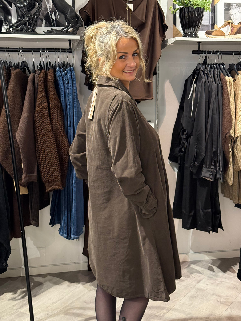 MDCGUNVOR KLÄNNING - BRUN