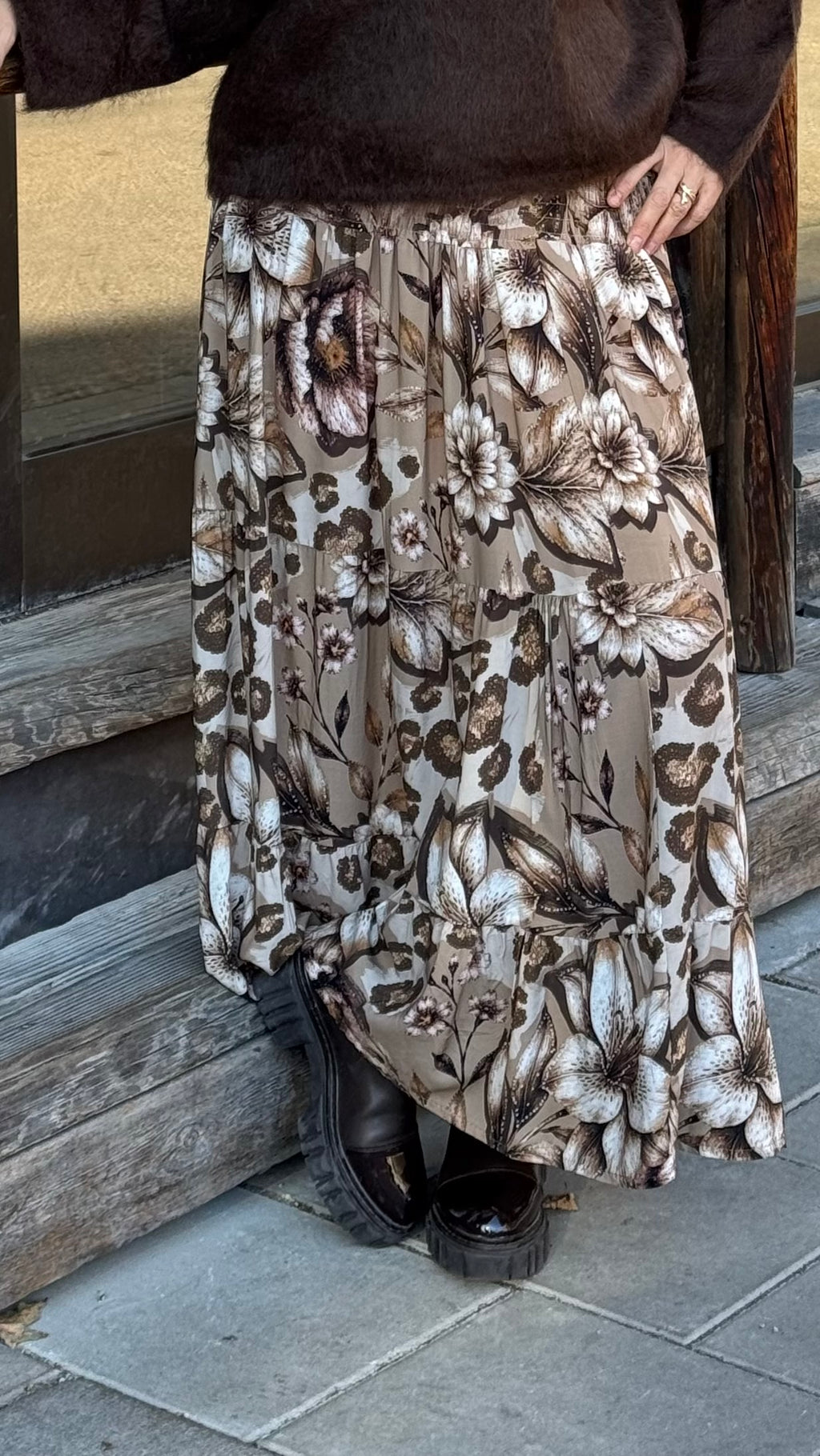MDCPRINCESS SKIRT -CAMEL